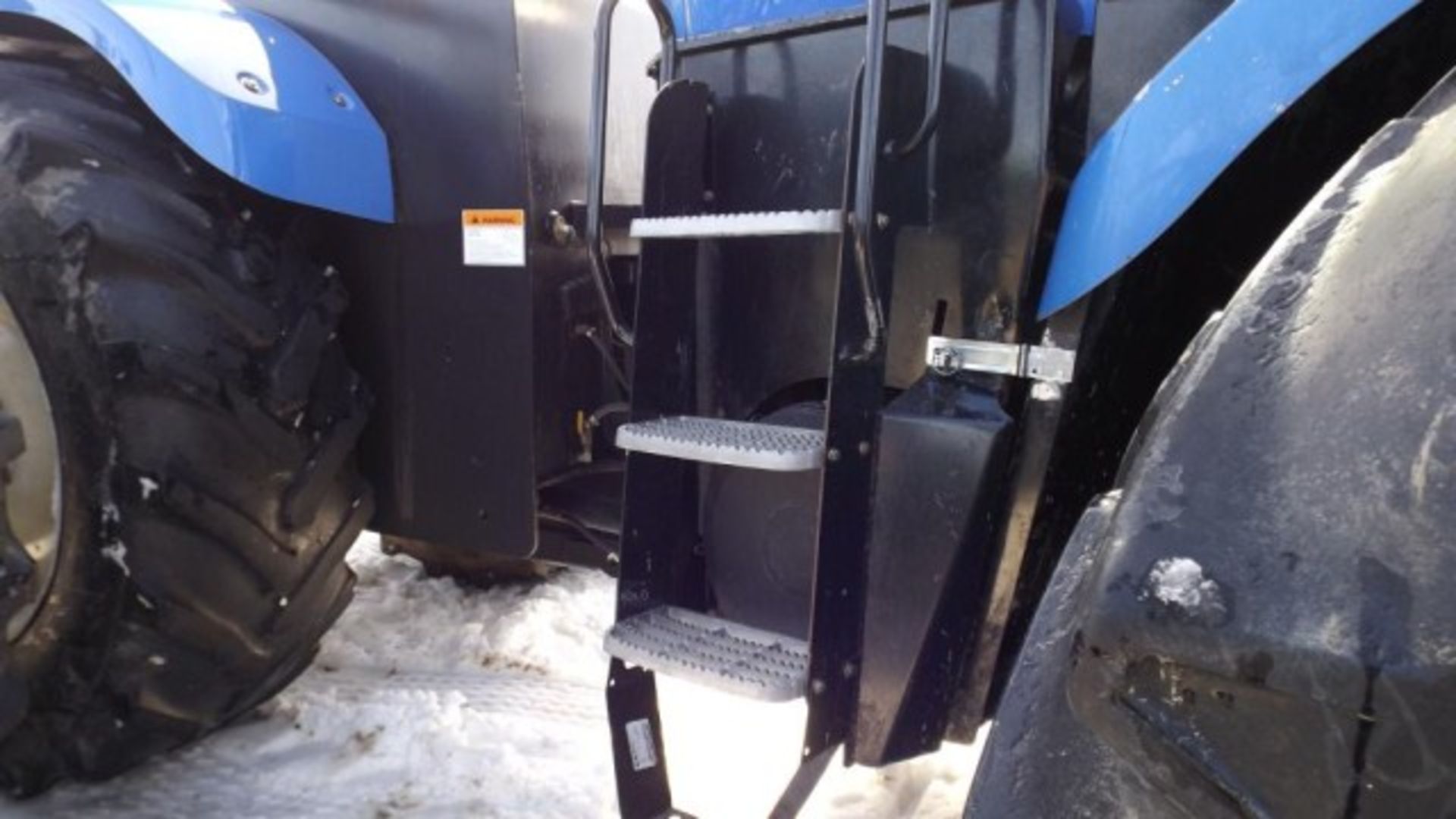 New Holland TJ500 Tractor '05, sn#RVS005048 4617 Hrs, 4WD, Fully Equipped Cab, 500 HP, 16/2 PS, - Image 8 of 24