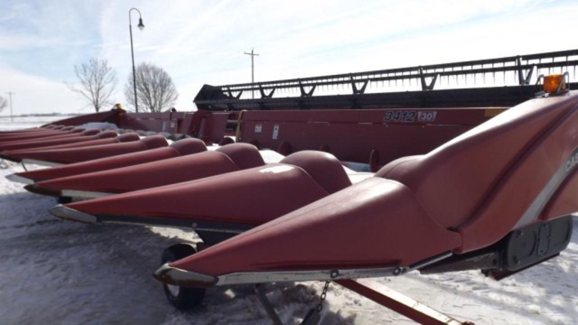 Case IH 3412 12 Row Corn Head '11, sn#YAS022245 Hyd. Deck Plates, Knife Rolls, (purchased 10/28/11) - Image 8 of 14