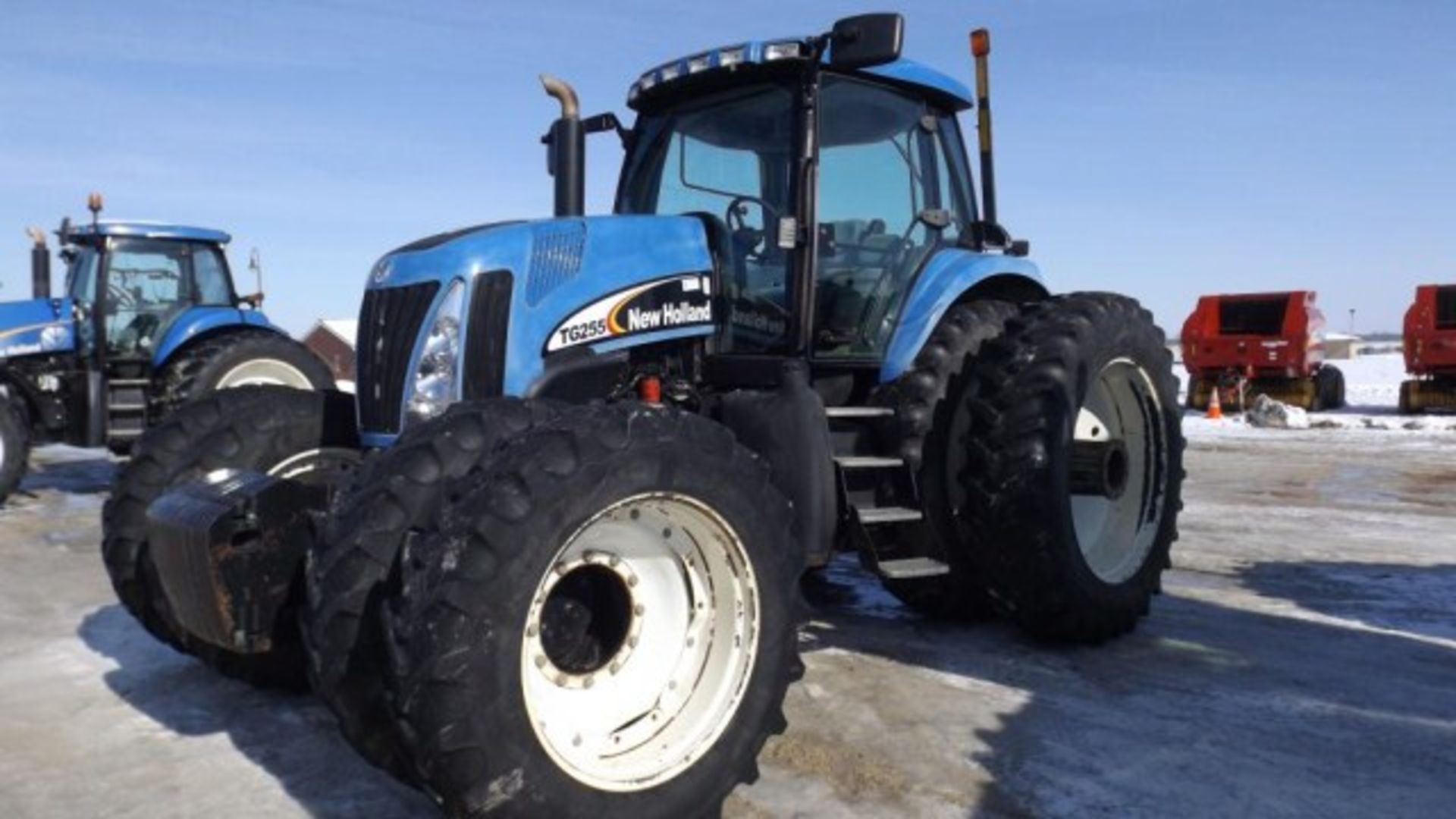 New Holland TG.255 Tractor '04, sn#JAW13511 Fully Equipped Cab, Buddy Seat, super steer