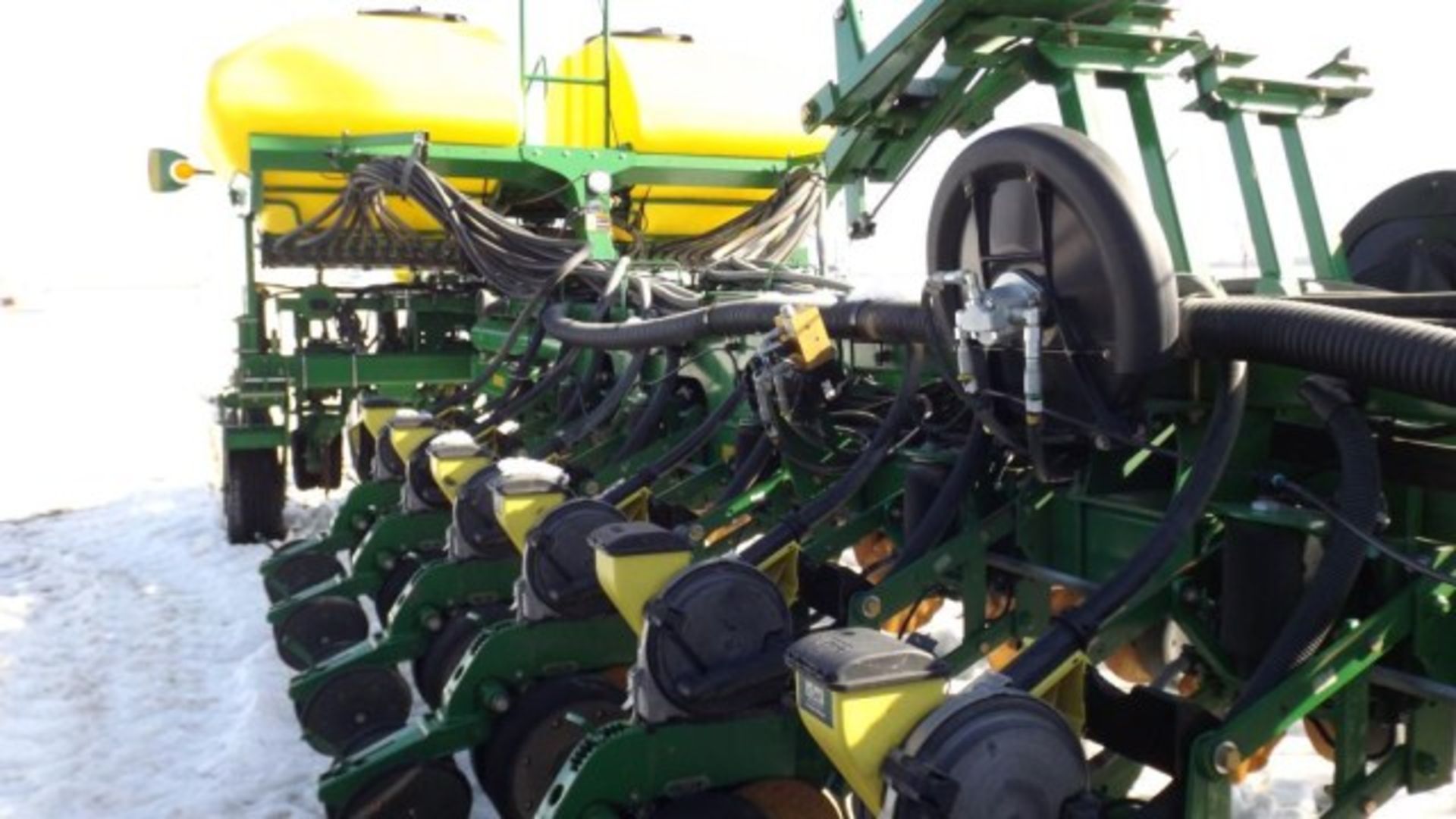 JD 1770NT CCS Planter, '11, sn# 1A01770EVBM740399 24 Row, Pecision Eset Units, Row Command, Hyd. - Image 20 of 23