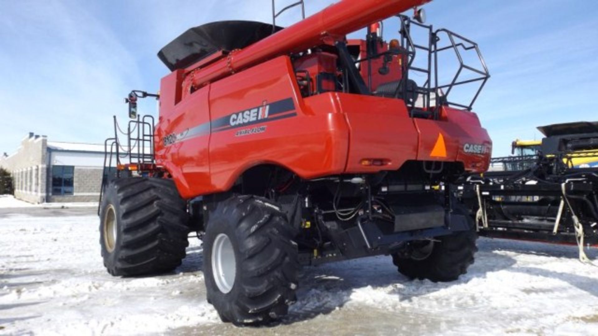 Case IH 8120 AFS Combine '11, sn#YBG211480 2 Speed Powered Rear Axle AGR, 420 HP, Autoguide Ready, - Image 8 of 37