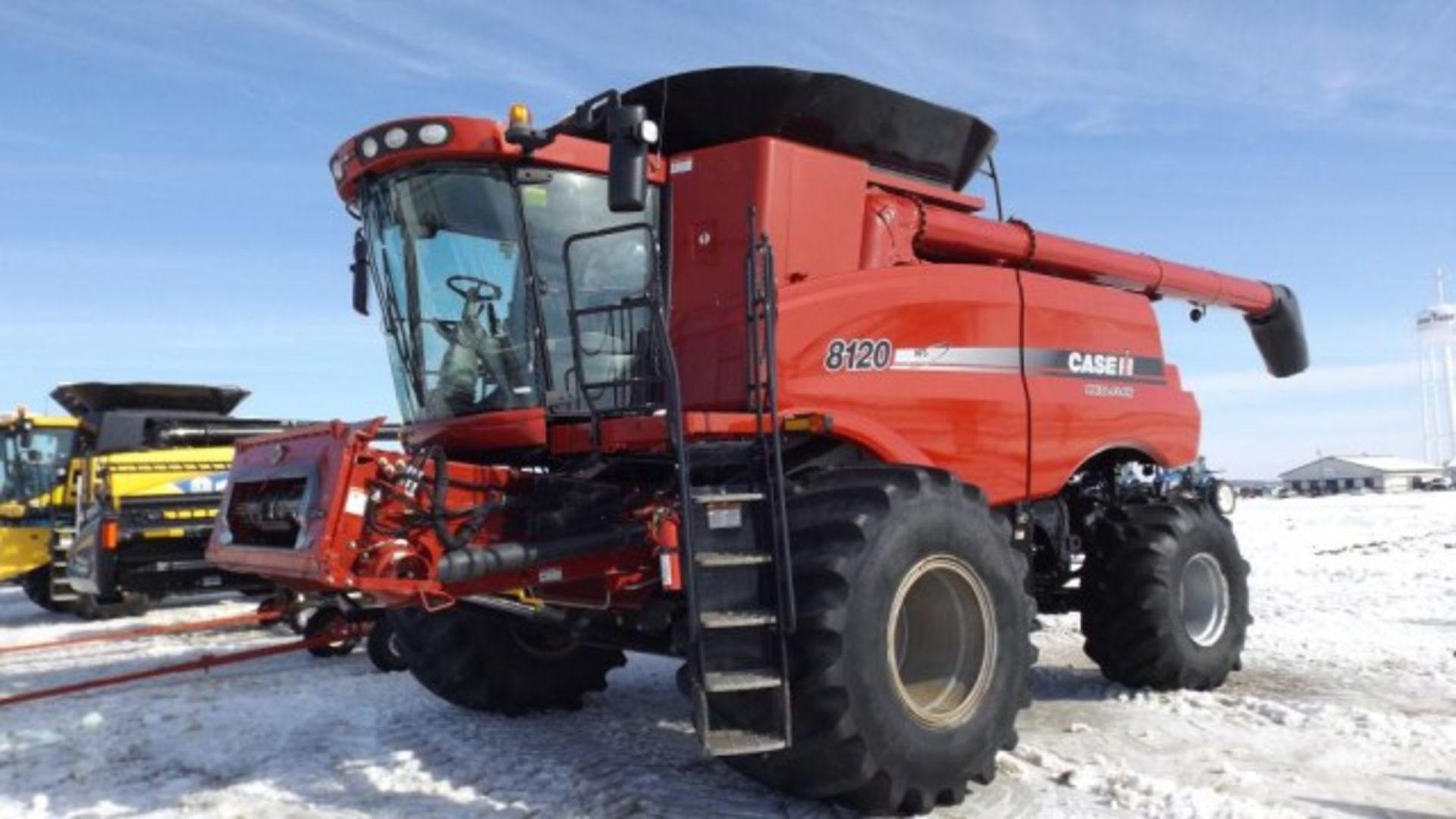 Case IH 8120 AFS Combine '11, sn#YBG211480 2 Speed Powered Rear Axle AGR, 420 HP, Autoguide Ready, - Image 4 of 37