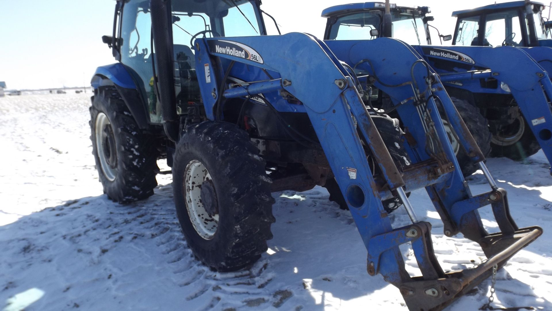 New Holland TS115A Tractor '06, sn#ACP258691 8055 Hrs, MFWD, Cab, 115 HP, 12/2, 3 Pt, 1000 Pto, 3 - Image 2 of 13