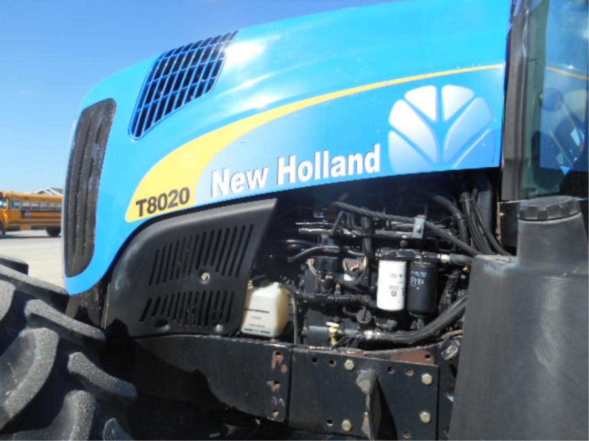 New Holland T8020 Tractor '09, sn#Z8RW02210 5630 Hrs, MFWD, Fully Equipped Cab, Buddy Seat, 278 - Image 6 of 11