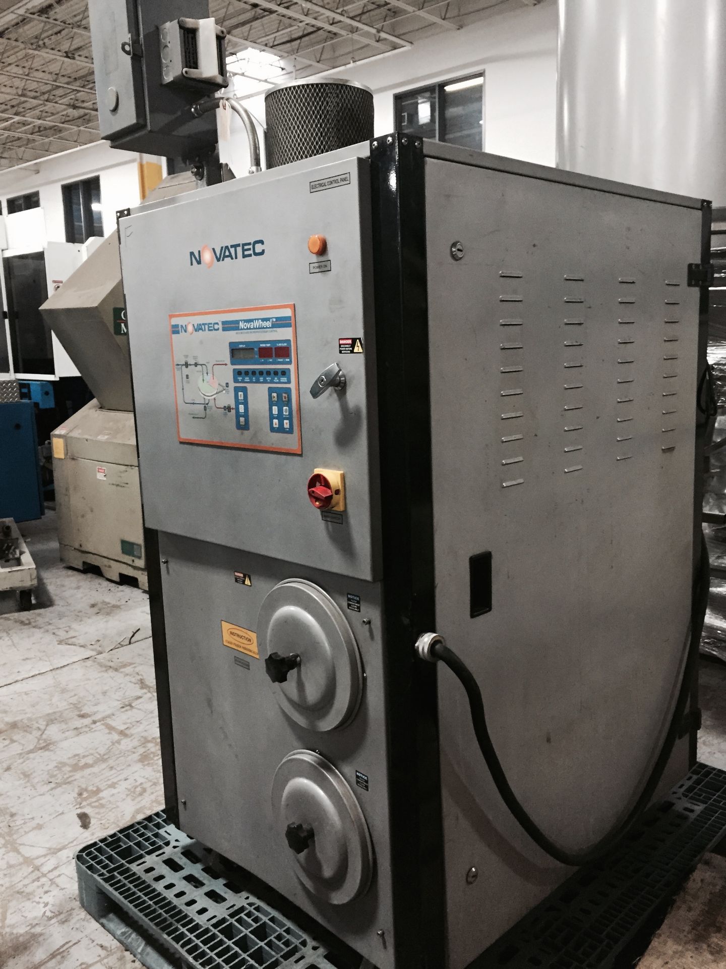 Novatec NW-300 Dryer: Manufactured 11/2007, 460v, With Novatec Hopper - *LOCATED IN ITASCA, IL - Image 2 of 8