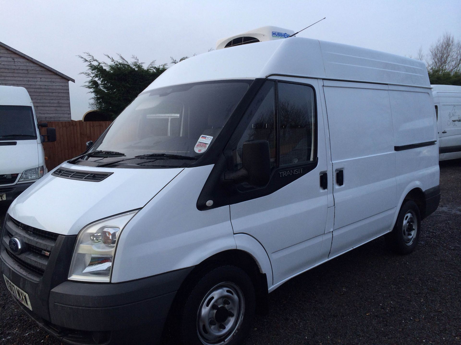 2007/07 REG FORD TRANSIT 85 T260S FWD SWB SEMI HI TOP FRIDGE FREEZER VAN ONE FORMER KEEPER - Image 2 of 7