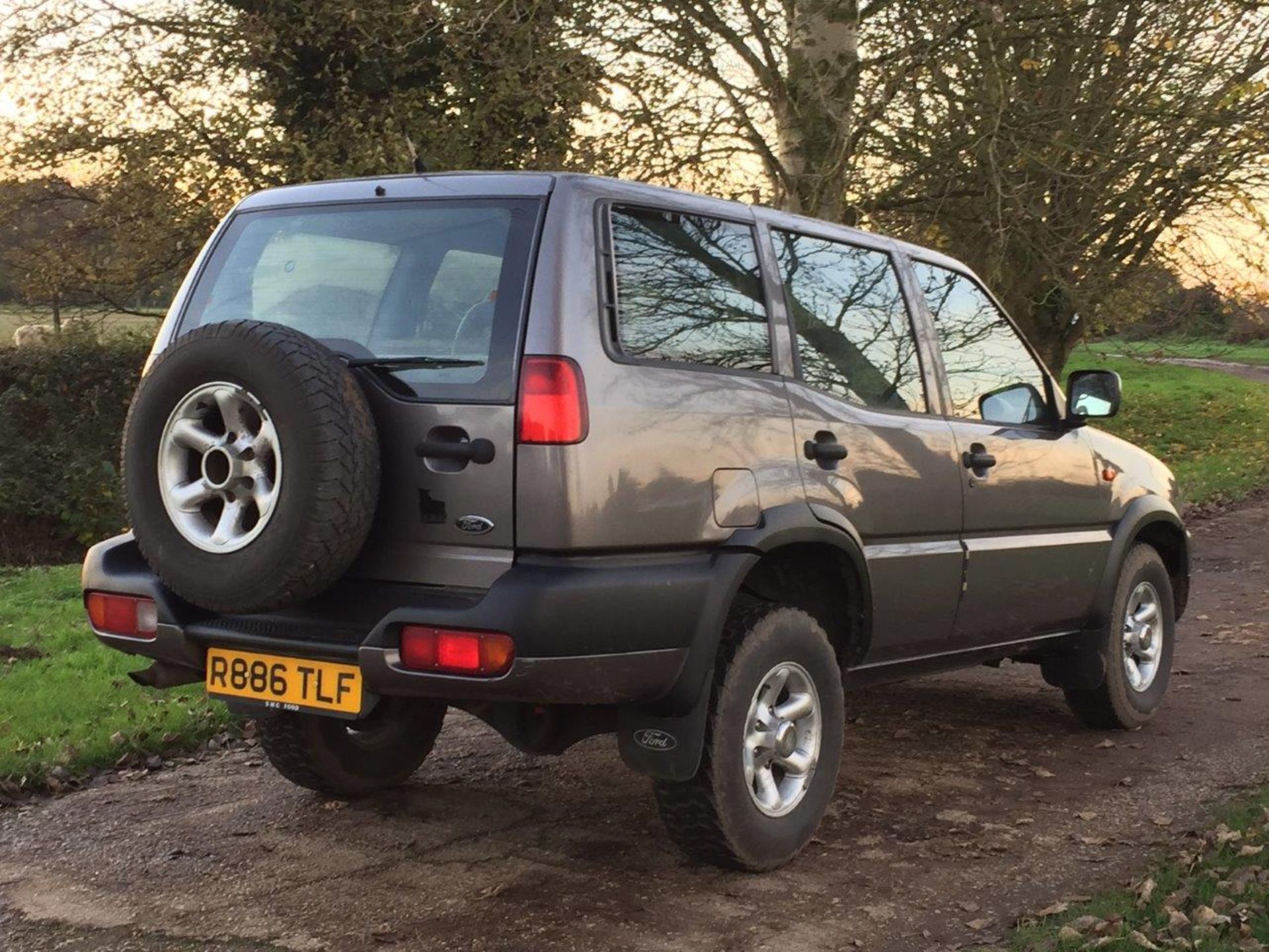 1997/R REG FORD MAVERICK GLS 2.7TD LWB *NO VAT* - Image 4 of 12