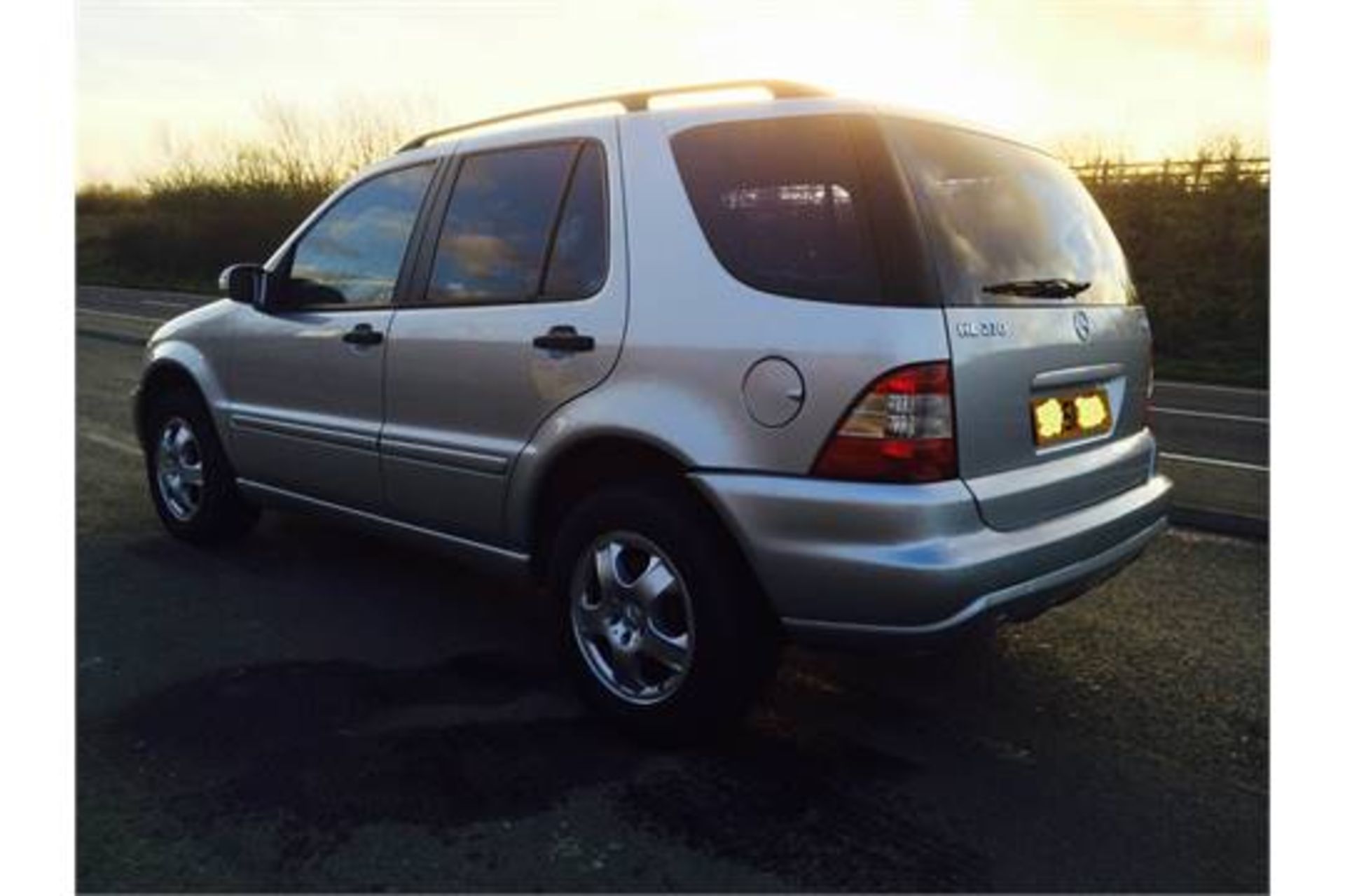 2001/51 REG MERCEDES ML270 CDI AUTO NEW SHAPE (FACELIFT MODEL) FULL SERVICE HISTORY *NO VAT* - Image 5 of 10