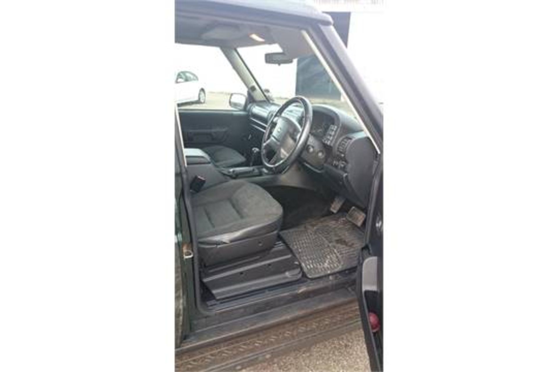 2002/52 REG LAND ROVER DISCOVERY TD5 GS 7 SEAT AUTO *NO VAT* - Image 8 of 15