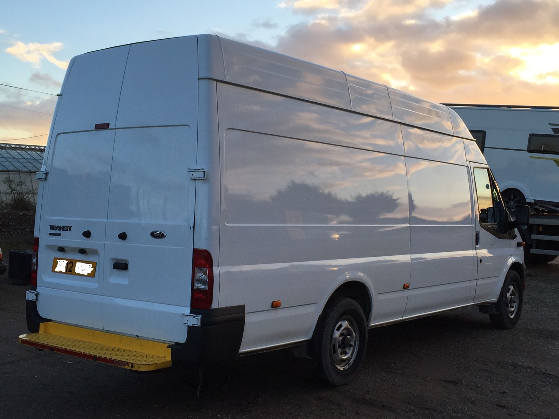 2012/12 REG FORD TRANSIT 125 T350 RWD XLWB HI-ROOF 'JUMBO' *PLUS VAT* - Image 3 of 10