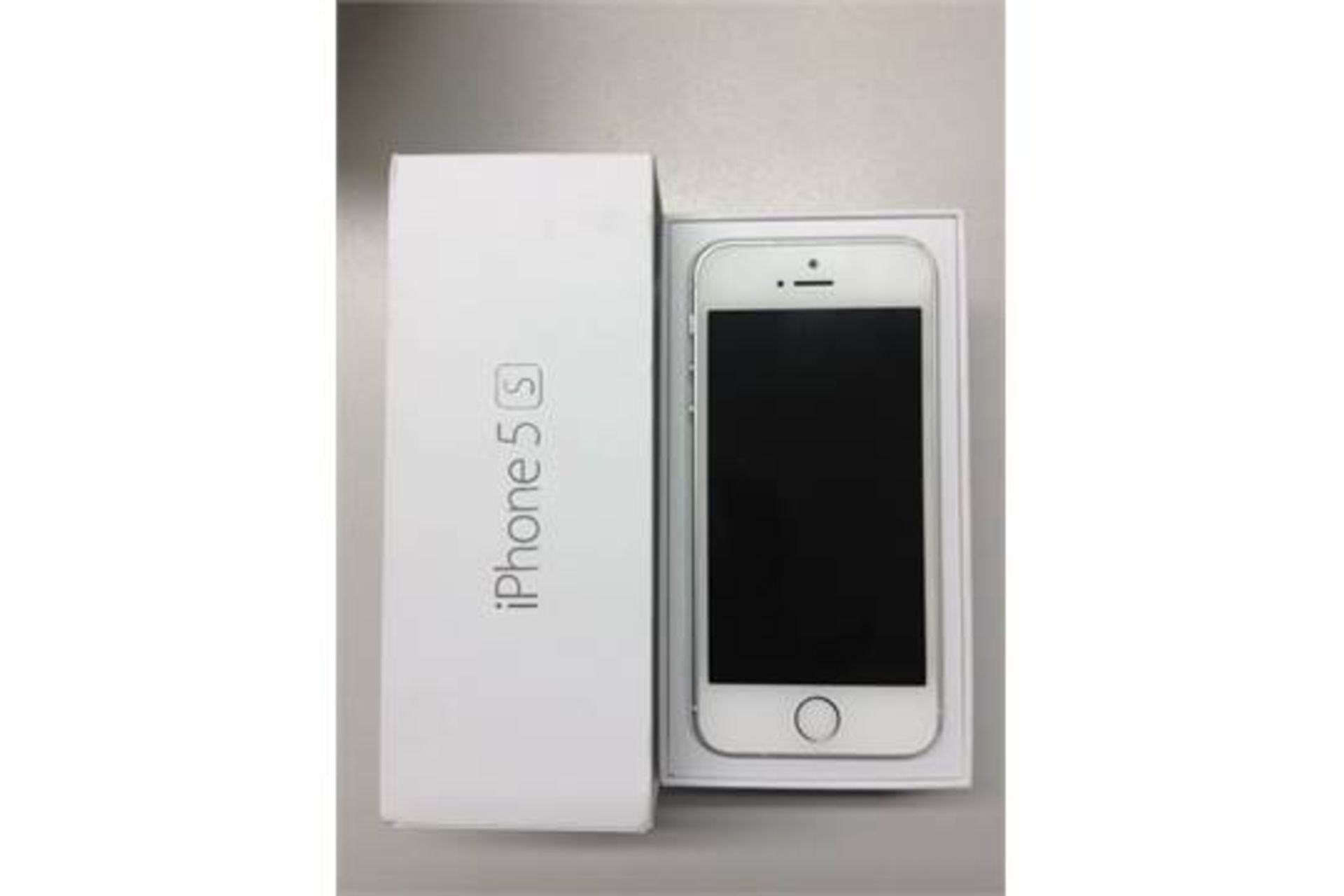 IPHONE 5S 16GB SILVER UNLOCKED PERFECT WORKING ORDER - Image 4 of 9