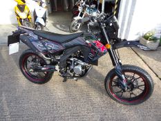 BRAND NEW 2015 BLACK APOLLO MOTORBIKE RX50 FANTASTIC SPEC *PLUS VAT*