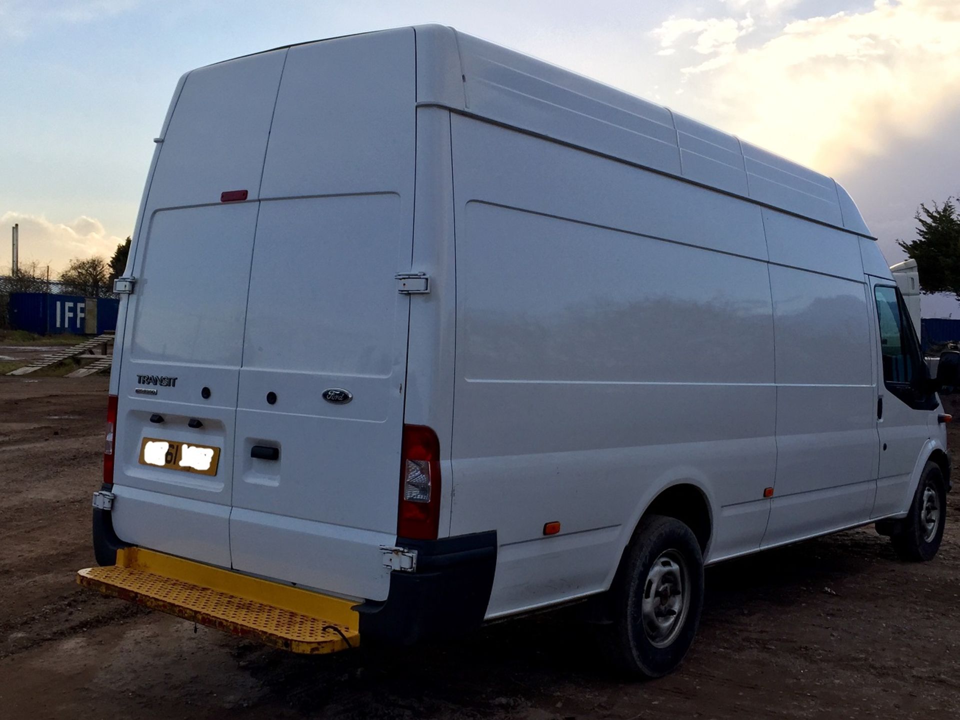 2012/61 REG FORD TRANSIT 125 T350 RWD XLWB - HI-ROOF 'JUMBO' (EURO 5 ENGINE - ECONOMICAL) *PLUS VAT* - Image 4 of 10