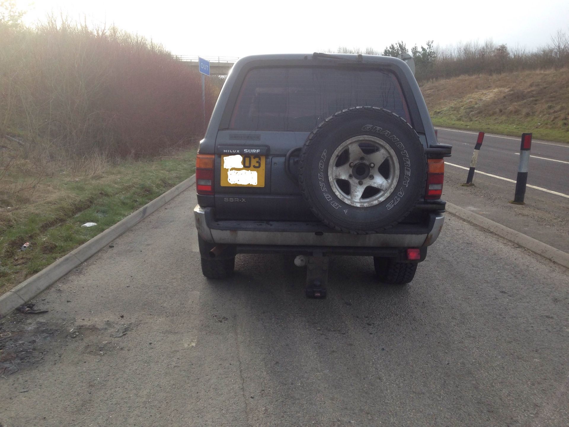 2003/03 REG TOYOTA HILUX SURF 2.4 TURBO DIESEL 4X4 *NO VAT* - Image 4 of 7