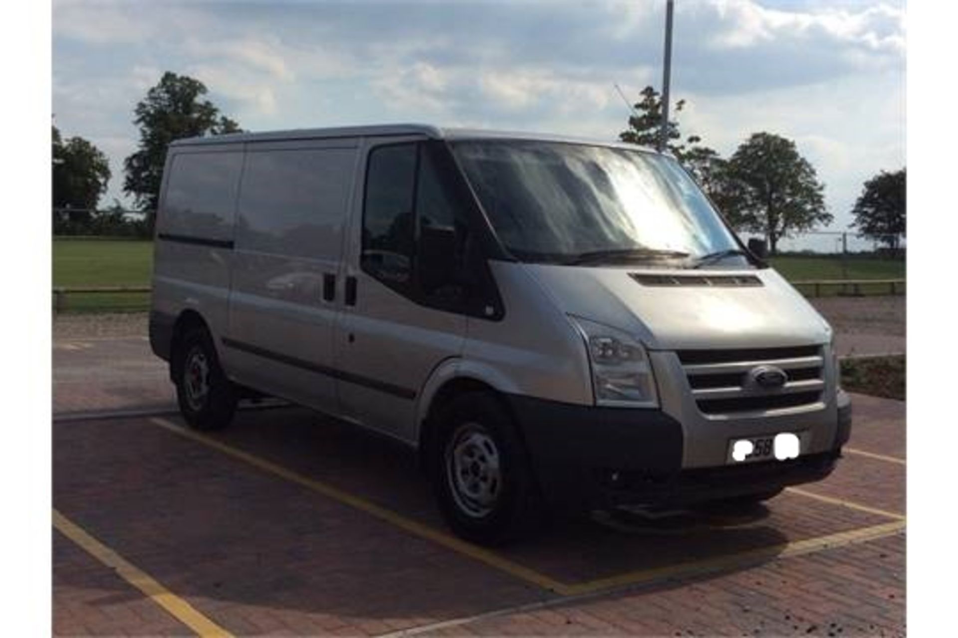 2008/58 FORD TRANSIT 115 T330M TREND MWB PANEL VAN ONE FORMER KEEPER FULL SERVICE HISTORY *NO VAT*