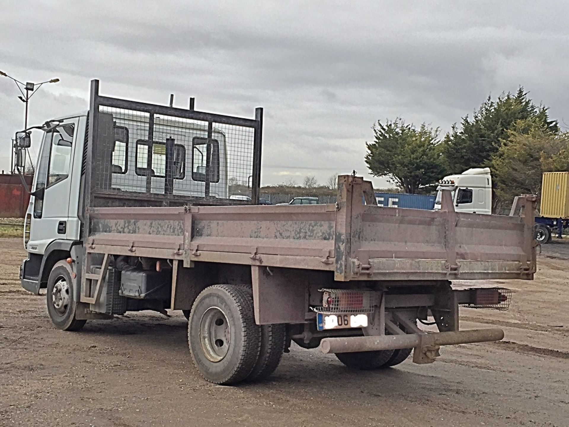 2006/06 REG IVECO 75E17 EUROCARGO TIPPER 7500KG GROSS WEIGHT *NO VAT* - Image 5 of 10