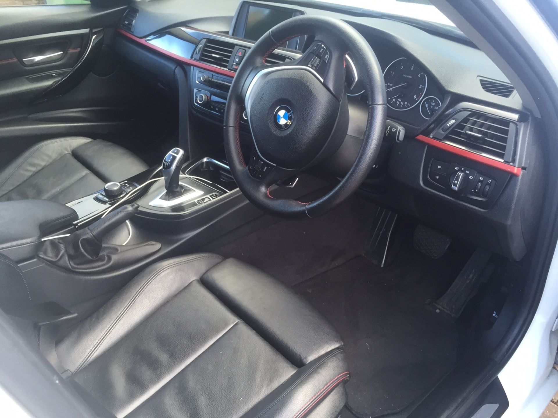 2013/13 REG BMW 320M SPORT 4 DOOR FULL SPEC AUTO 6CD CHANGER CLIMATE CONTROL FULL LEATHER *NO VAT* - Image 7 of 15