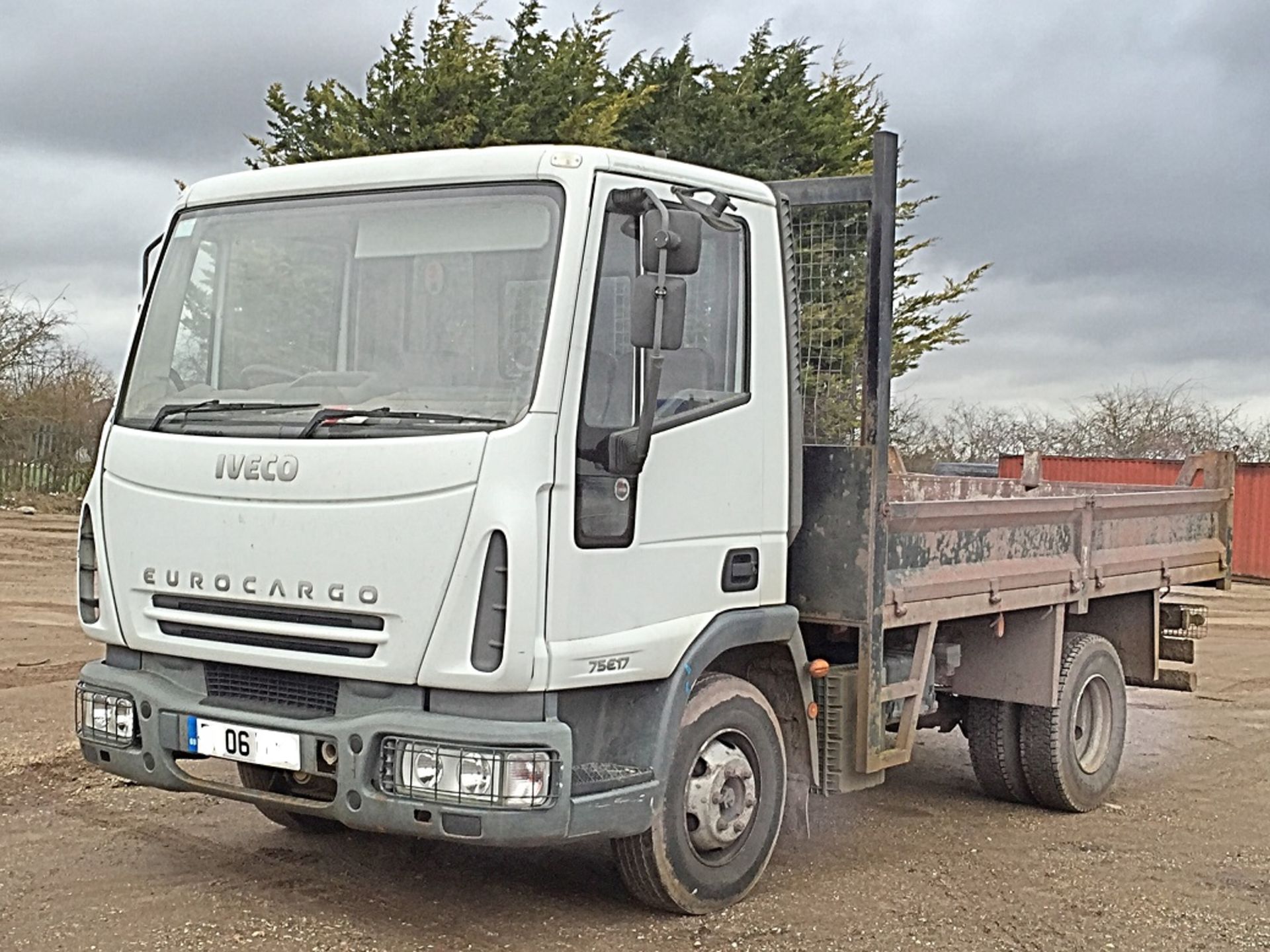 2006/06 REG IVECO 75E17 EUROCARGO TIPPER 7500KG GROSS WEIGHT *NO VAT* - Image 4 of 10