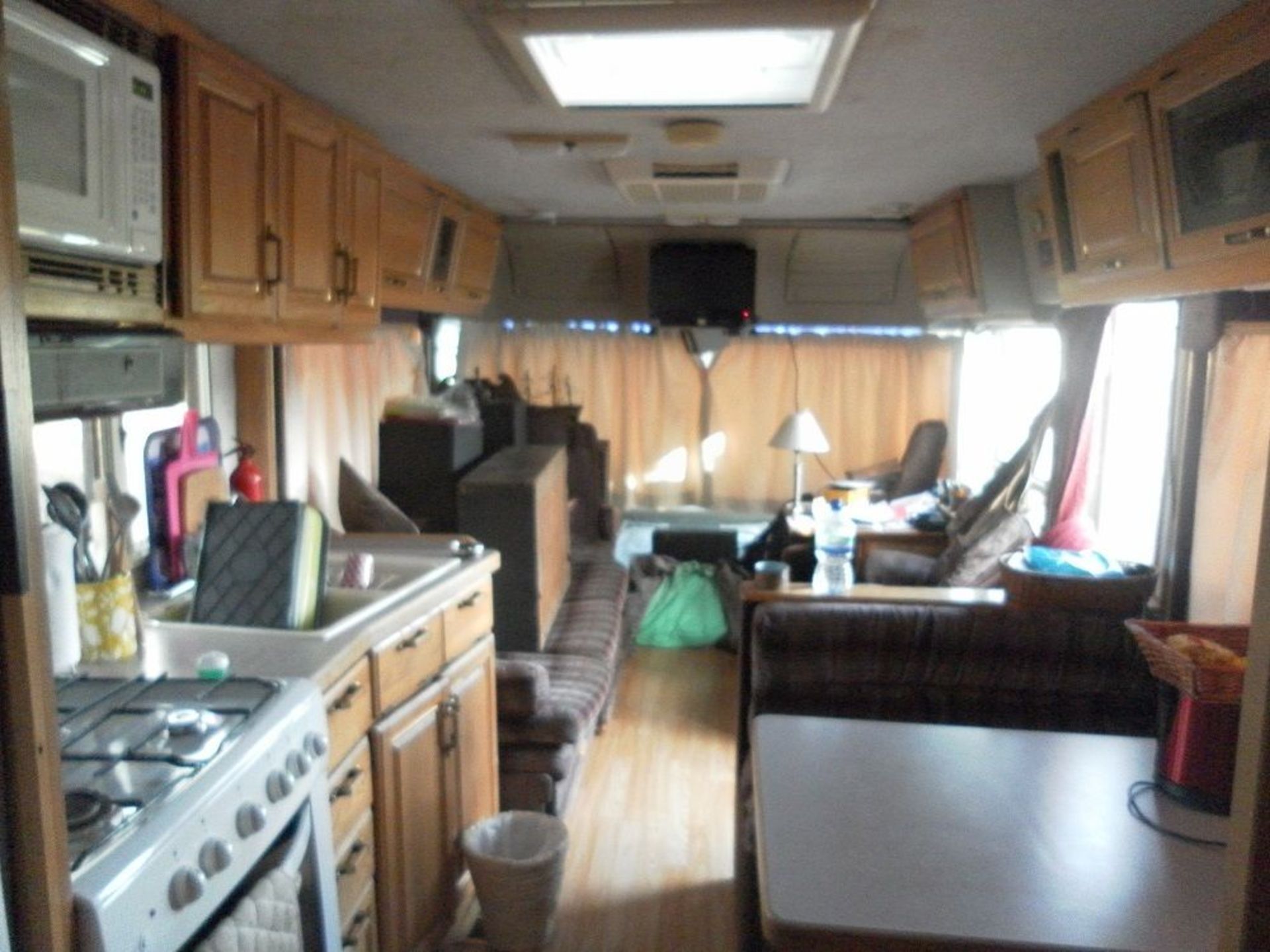 1992 EMPRESS TRIPLE E CANADIAN 6 BERTH MOTORHOME *NO VAT* - Image 8 of 12