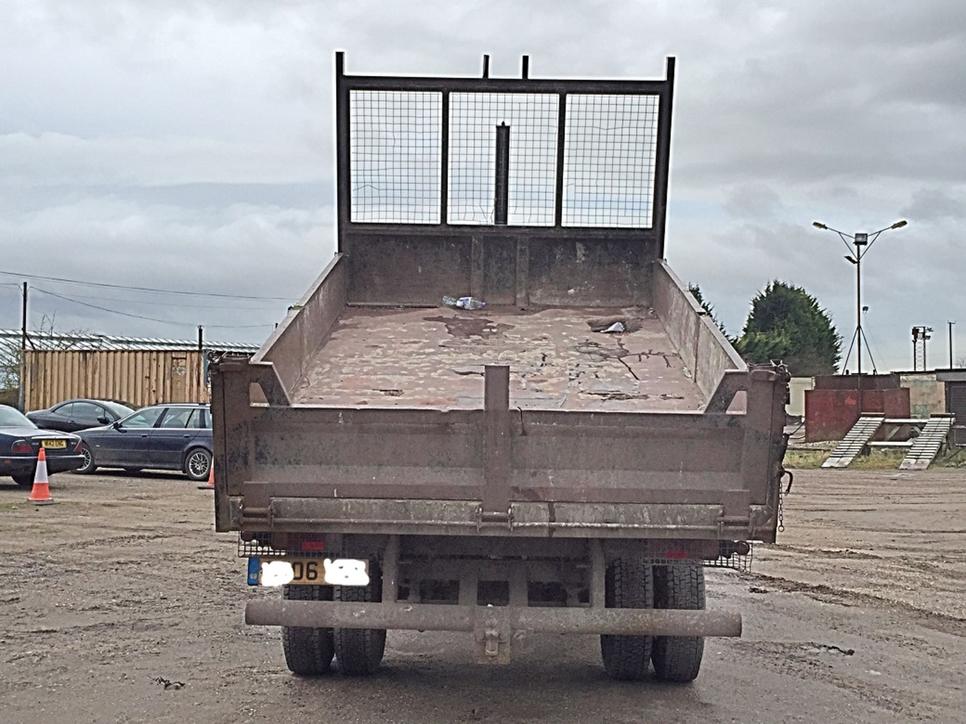 2006/06 REG IVECO 75E17 EUROCARGO TIPPER 7500KG GROSS WEIGHT *NO VAT* - Image 7 of 10