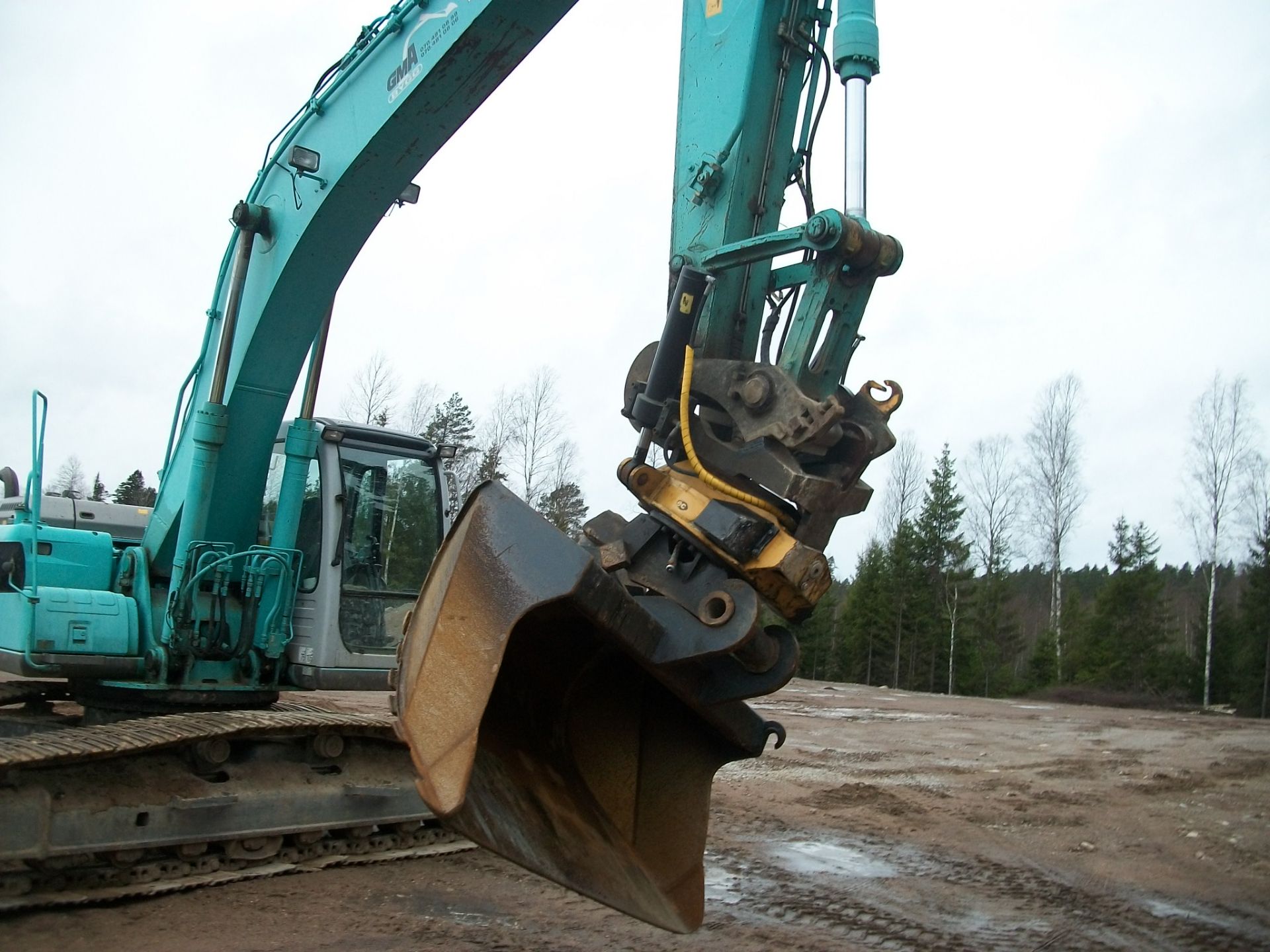 YEAR 2000 KOBELCO SK250NLC CRAWLER EXCAVATOR *NO VAT* - Image 3 of 15