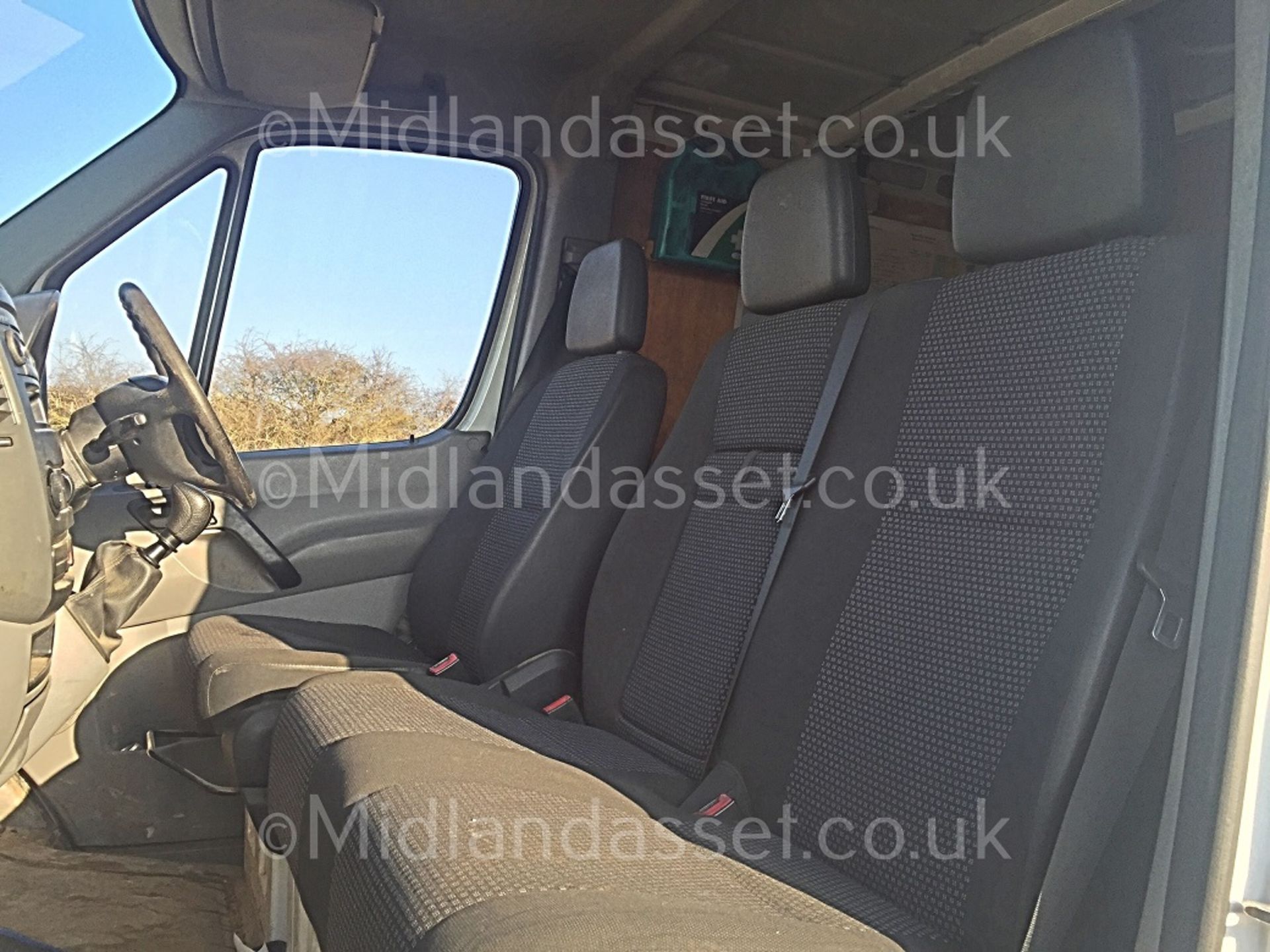 2006/56 REG MERCEDES SPRINTER CDI MWB - 6 SEATER CREW VAN 3500KG GROSS WEIGHT *PLUS VAT* - Image 8 of 11