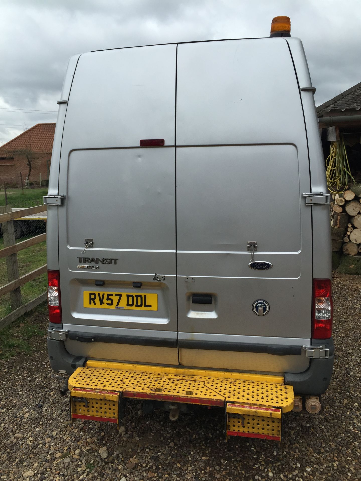 2007/57 REG FORD TRANSIT 140 T350M RWD WORKSHOP VAN FITTED WITH GENERATOR AND COMPRESSOR ONE OWNER - Image 19 of 21