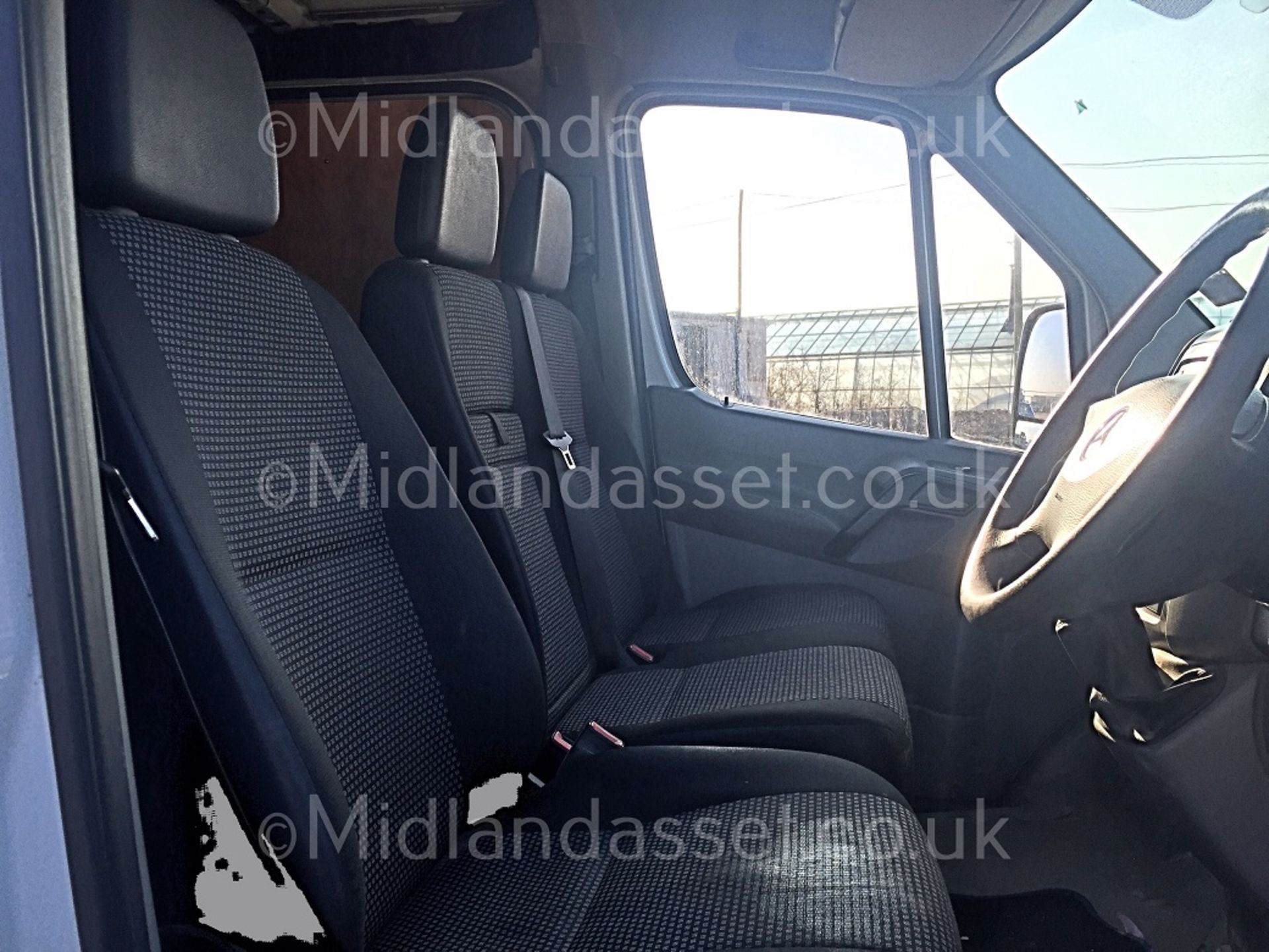 2006/56 REG MERCEDES SPRINTER CDI MWB - 6 SEATER CREW VAN 3500KG GROSS WEIGHT *PLUS VAT* - Image 9 of 11