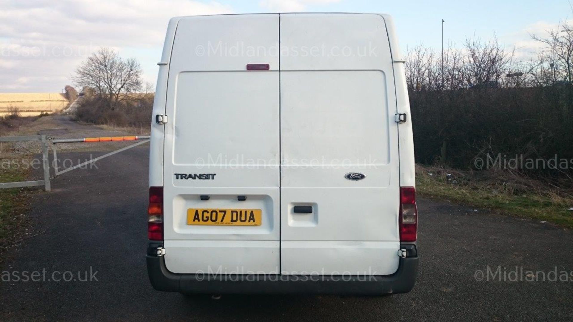 2007/07 REG FORD TRANSIT 85 T260S FWD PANEL VAN ONE FORMER KEEPER - Image 6 of 19