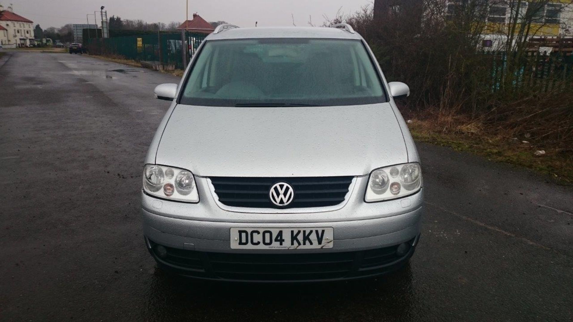 2004/04 REG VOLKSWAGEN TOURAN SPORT TDI *NO VAT* - Image 12 of 18