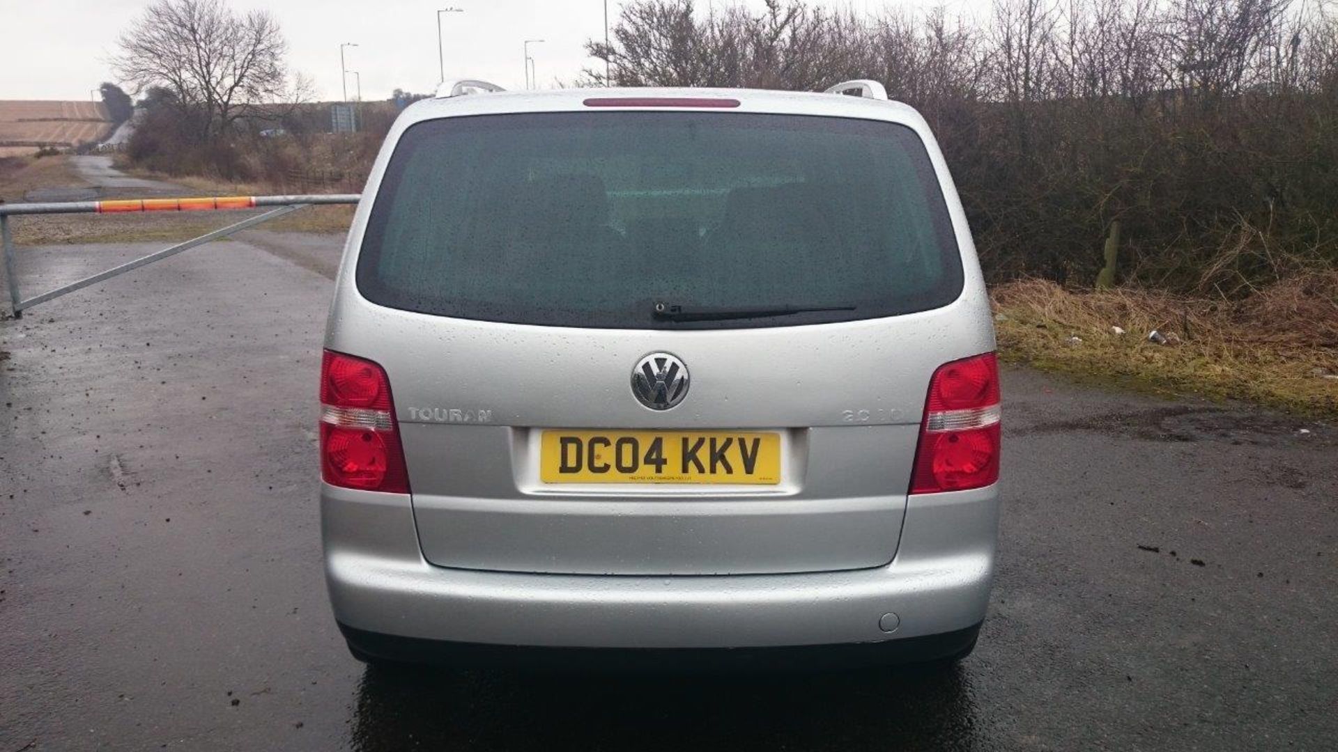 2004/04 REG VOLKSWAGEN TOURAN SPORT TDI *NO VAT* - Image 4 of 18