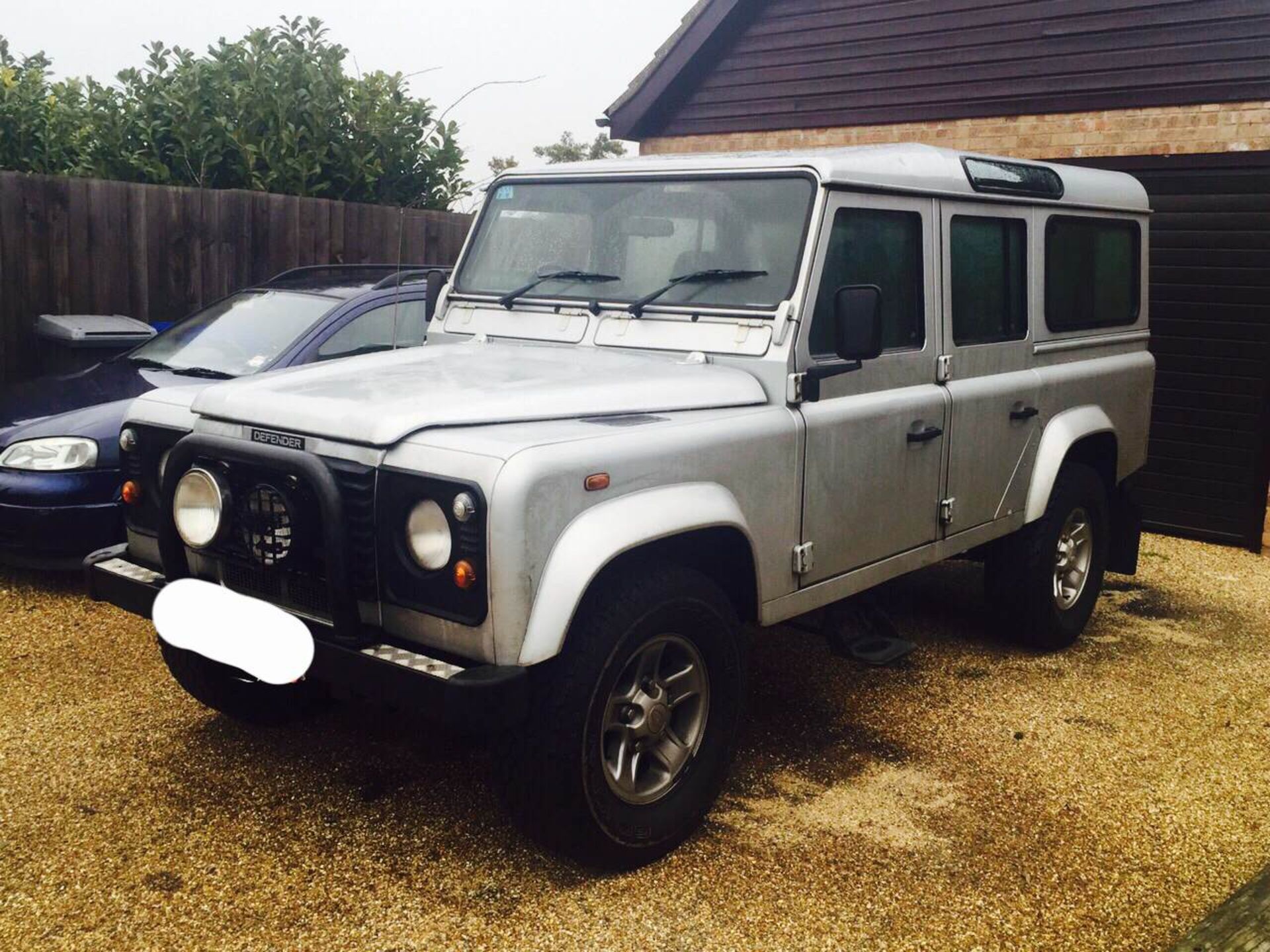 2004/04 REG LAND ROVER DEFENDER TD5 110 SAFARI COUNTY STATION WAGON 9 SEATER *NO VAT* - Image 2 of 9