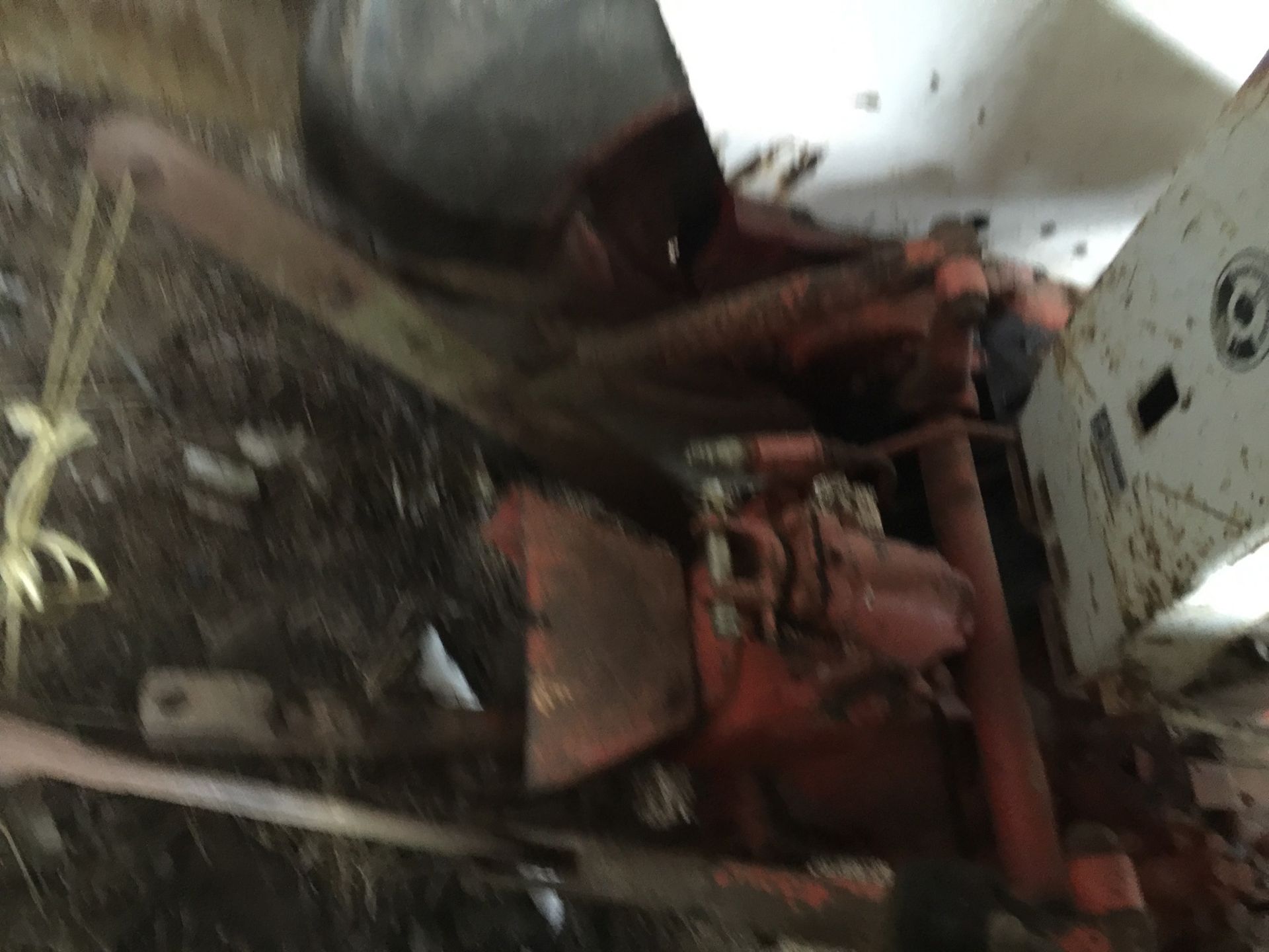 David Brown 885 tractor c/w front loader - Image 14 of 17