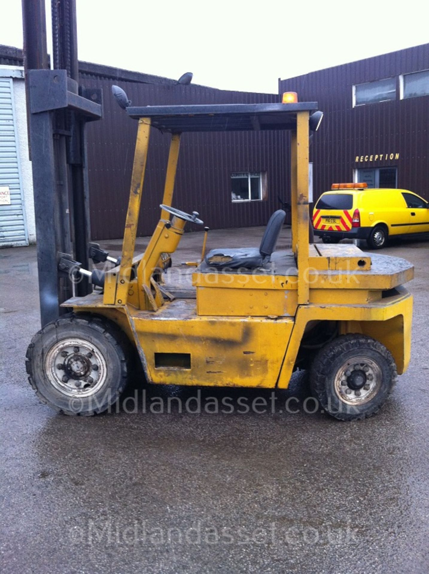 LANCER BOSS 5 TONNE FORKLIFT