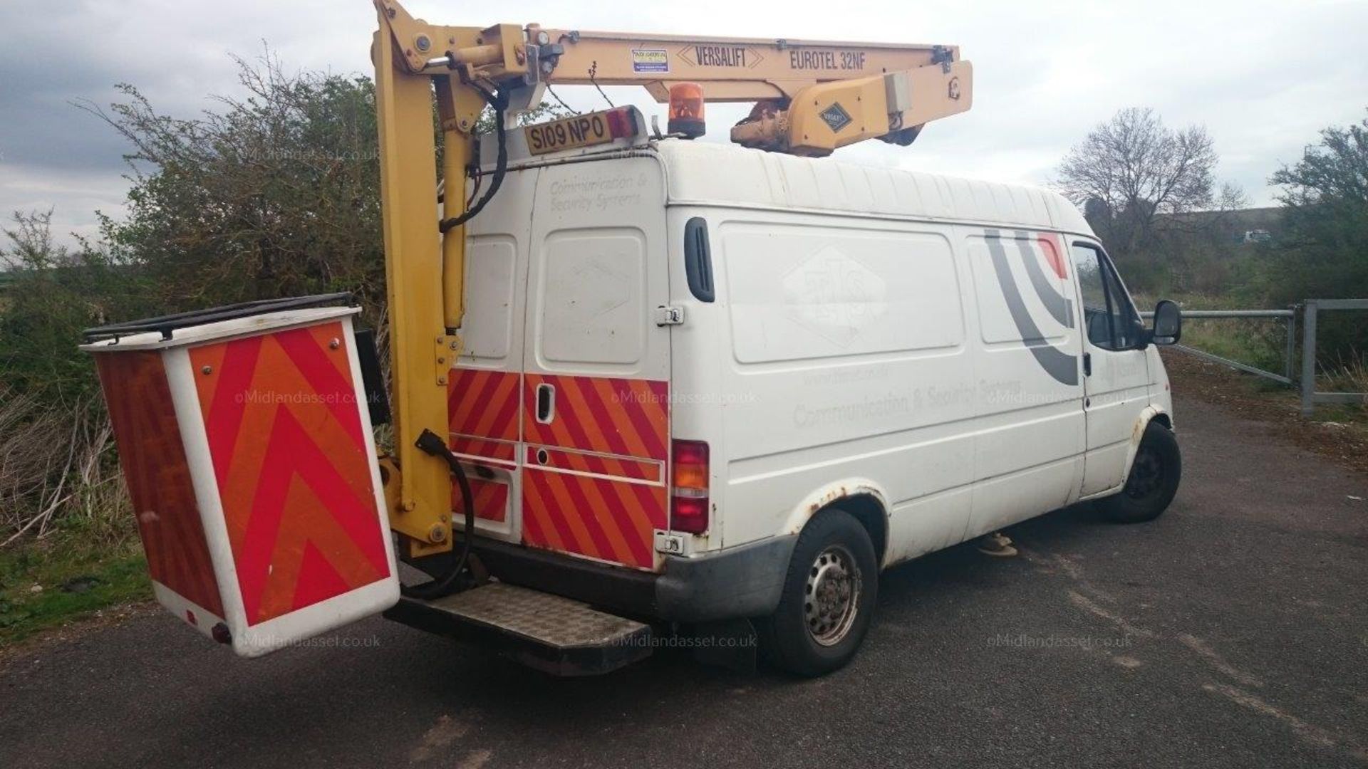 1998/S REG FORD TRANSIT 190 LWB VERSALIFT ET32NF CHERRY PICKER VAN - Image 19 of 19