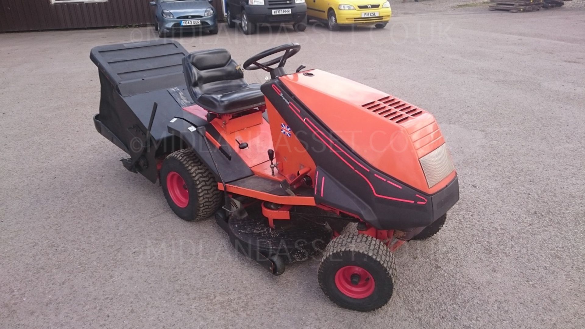 WESTWOOD RIDE-ON MOWER *NO VAT*