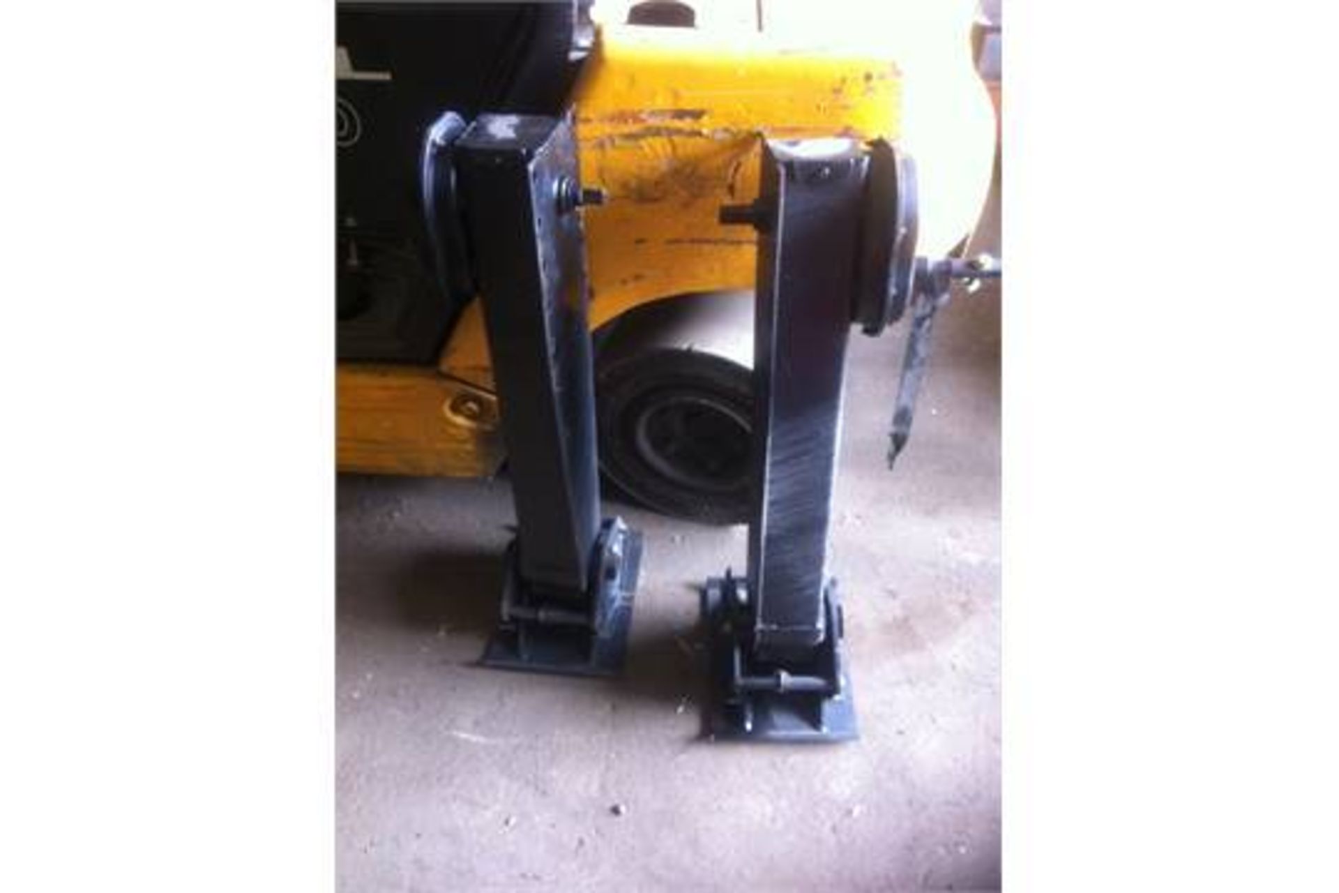 2 x ARVIN MERITOR LANDING GEAR BRAND NEW   MODEL: SL1FBSAA6400 DATE OF MANUFACTURE: 14th APRIL