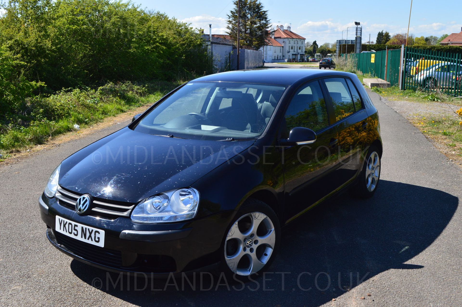 2005/05 REG VOLKSWAGEN GOLF S SDI 5 DOOR HATCHBACK *NO VAT* - Image 3 of 21