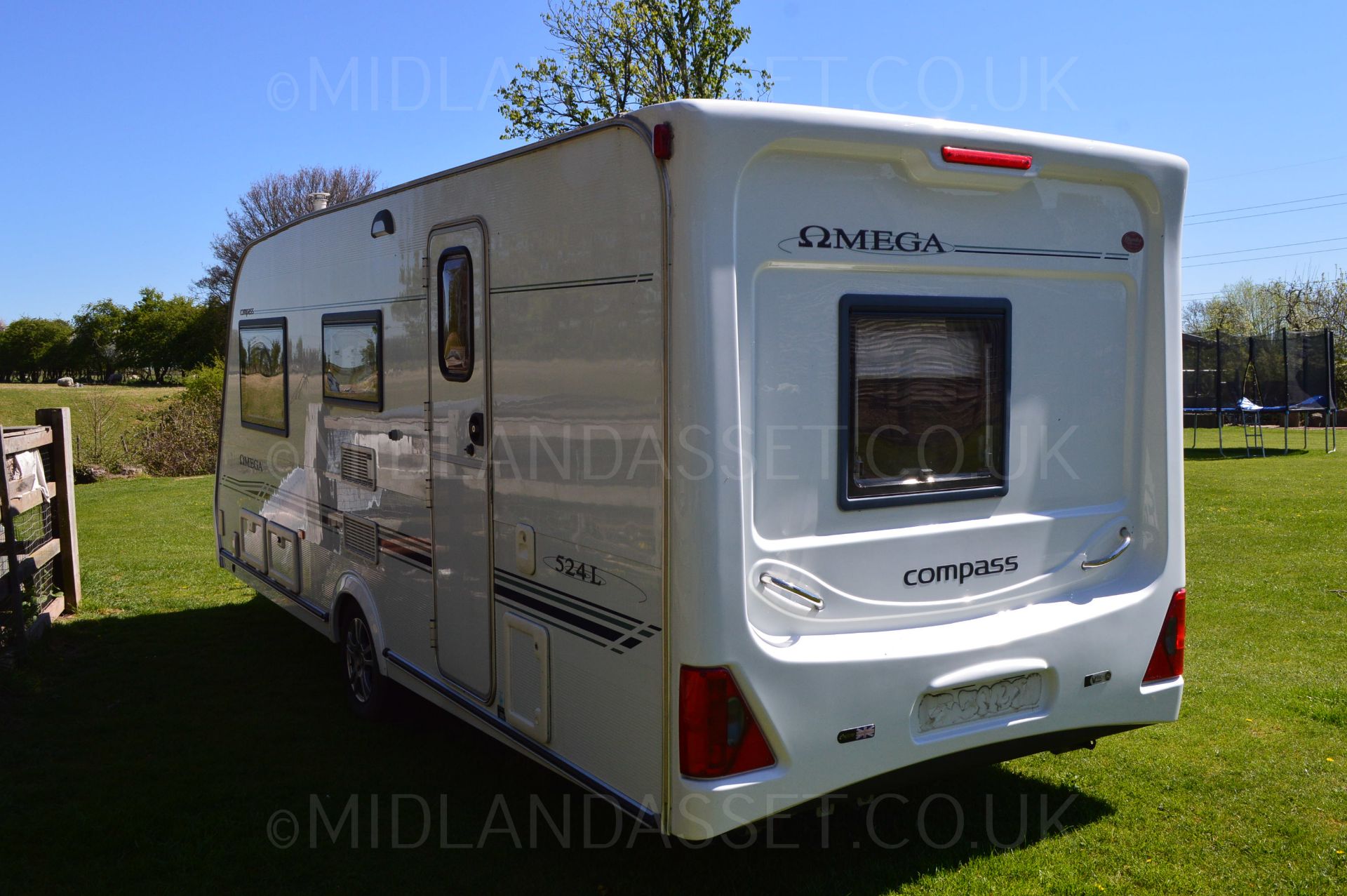 2004 OMEGA COMPASS 524L SINGLE AXLE CARAVAN 4 BERTH - Image 3 of 21