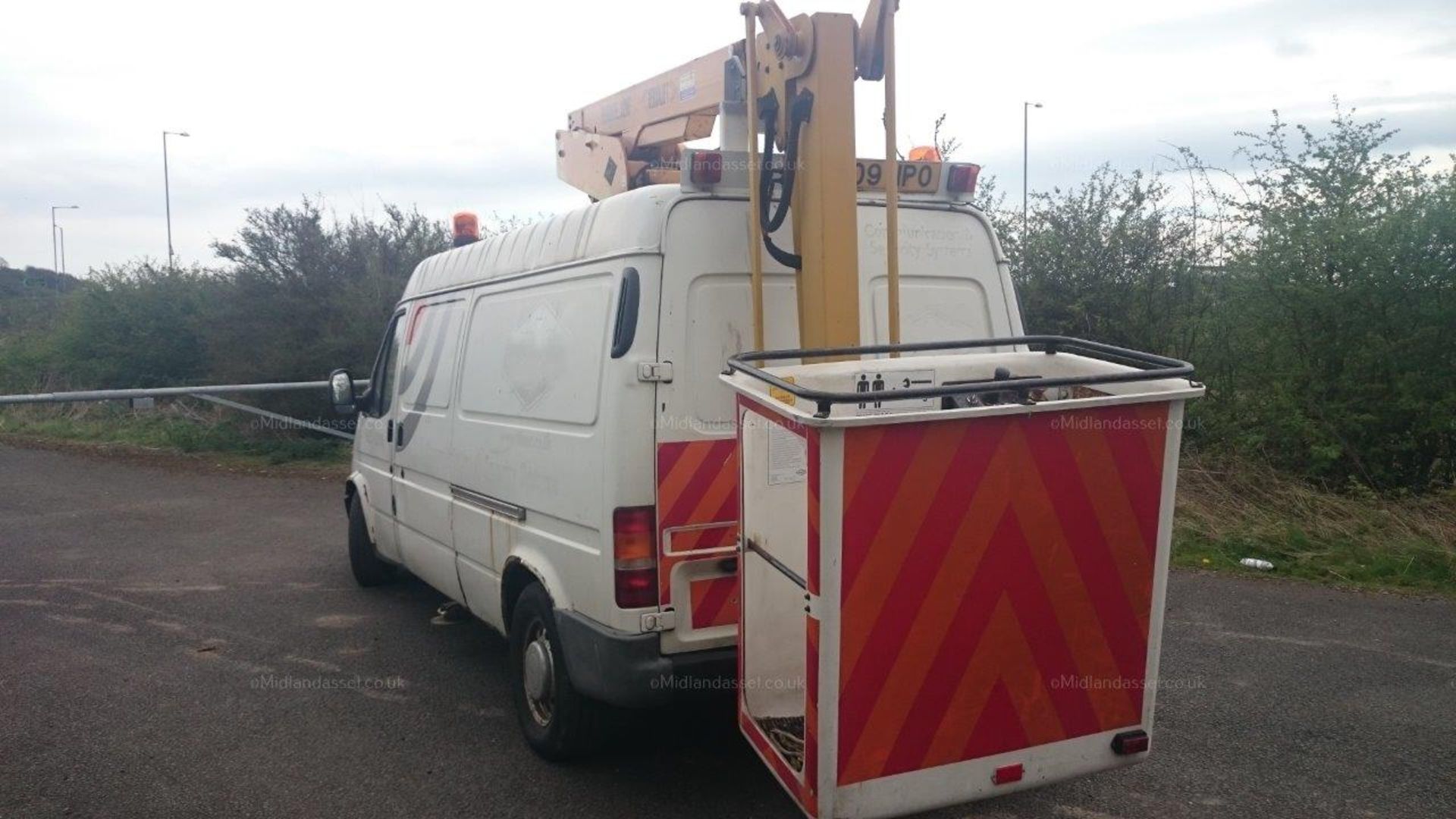 1998/S REG FORD TRANSIT 190 LWB VERSALIFT ET32NF CHERRY PICKER VAN - Image 3 of 19