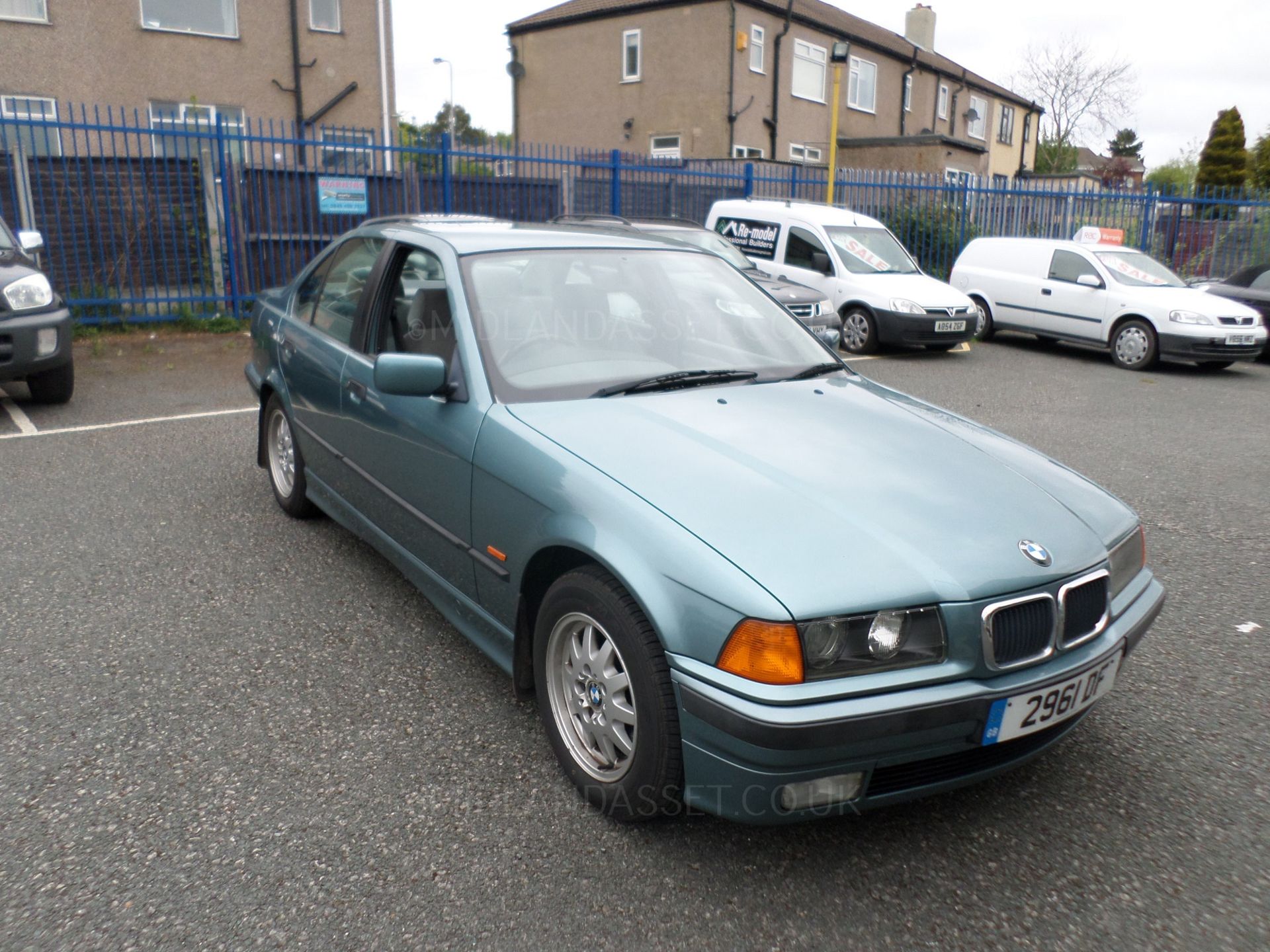 1997/P REG BMW 318 I SE 4 DOOR SALOON PETROL *NO VAT*