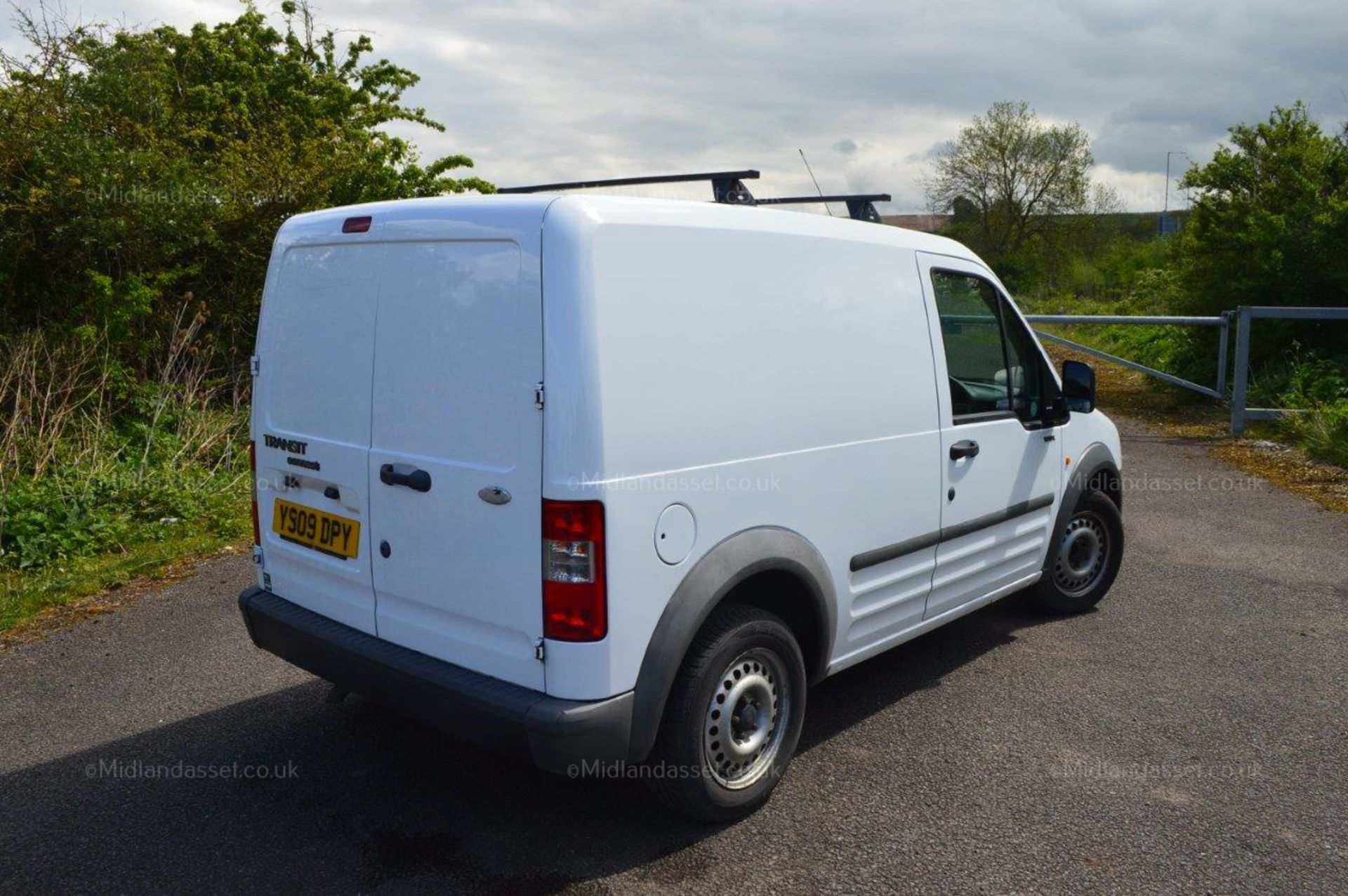 CLEAN 2009/09 REG FORD TRANSIT CONNECT T200 L75 SHOWING ONE OWNER FROM NEW *NO VAT* - Image 5 of 15