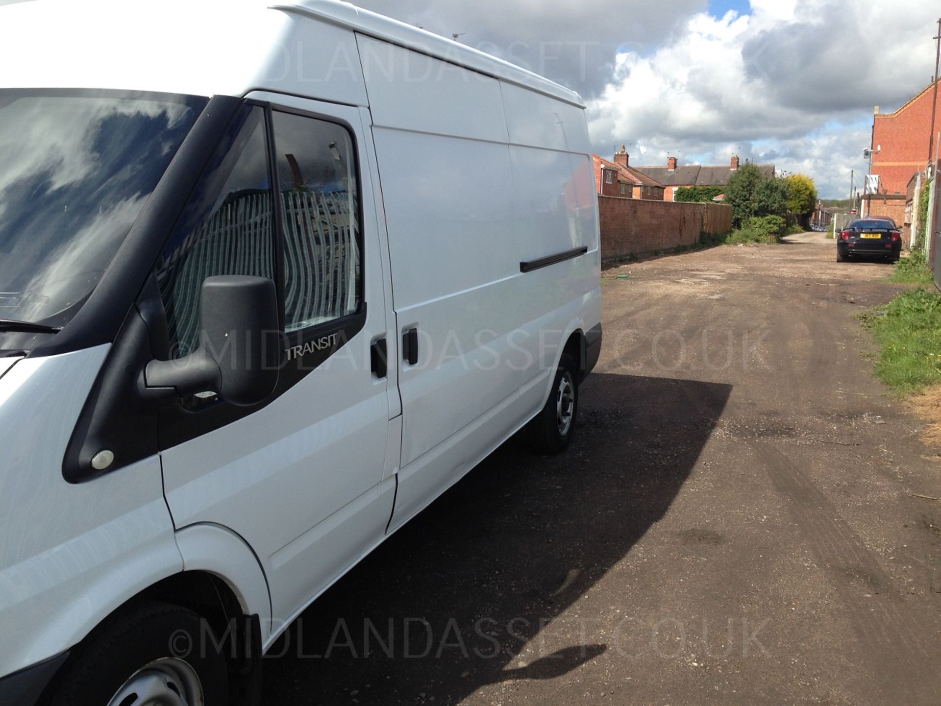 2008/08 REG FORD TRANSIT 110 T300L EURO 4 2.2 FWD 1 COMPANY OWNER - Image 2 of 12