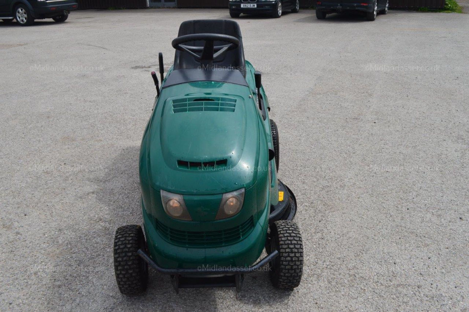 2004 HAYTER HERITAGE RS 14/82 RIDE ON MOWER *NO VAT* - Image 2 of 8