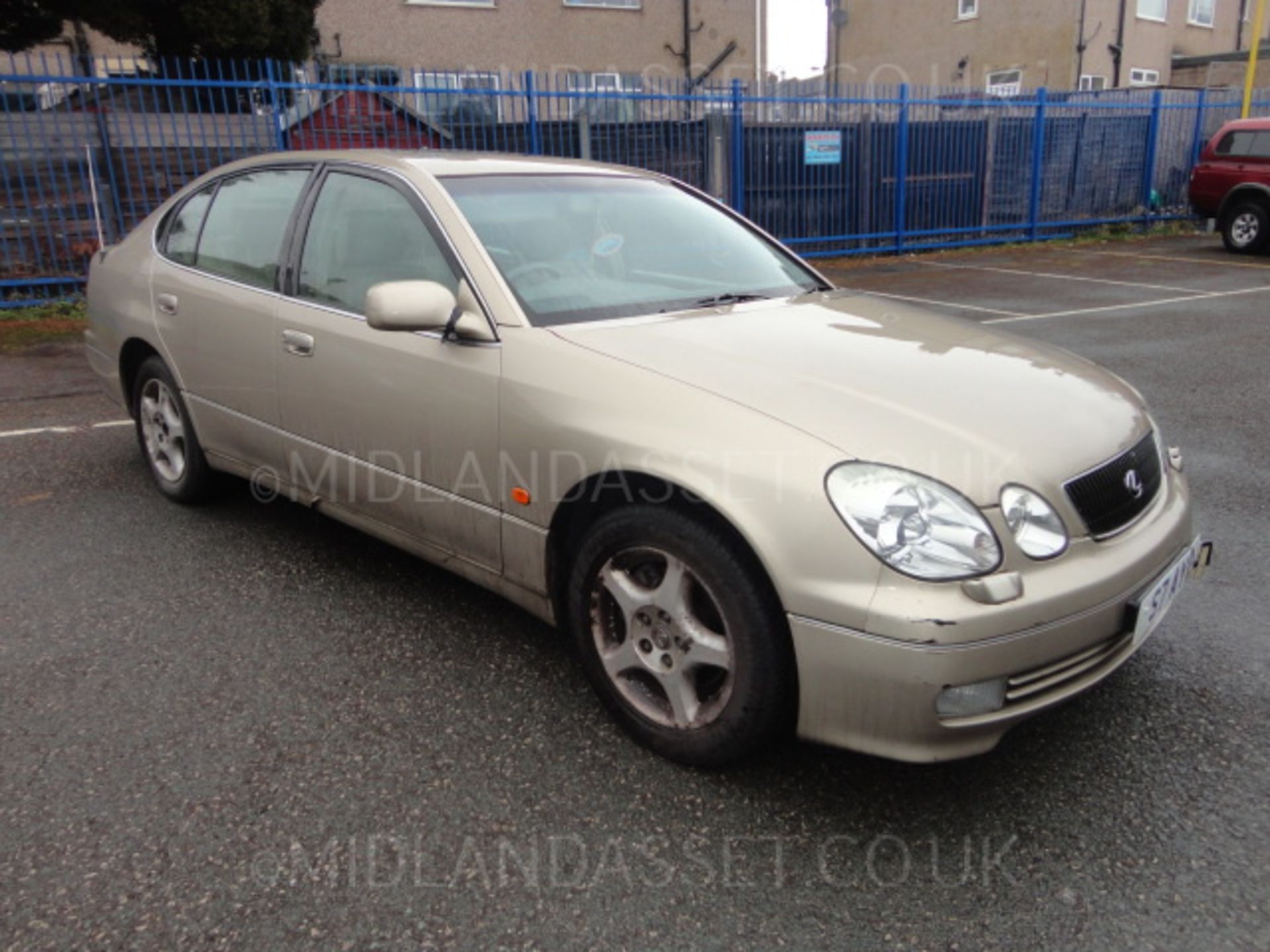 1998/S REG  GS 300 LEXUS CHAMPAGNE GOLD – AUTO GEAR - Image 2 of 3