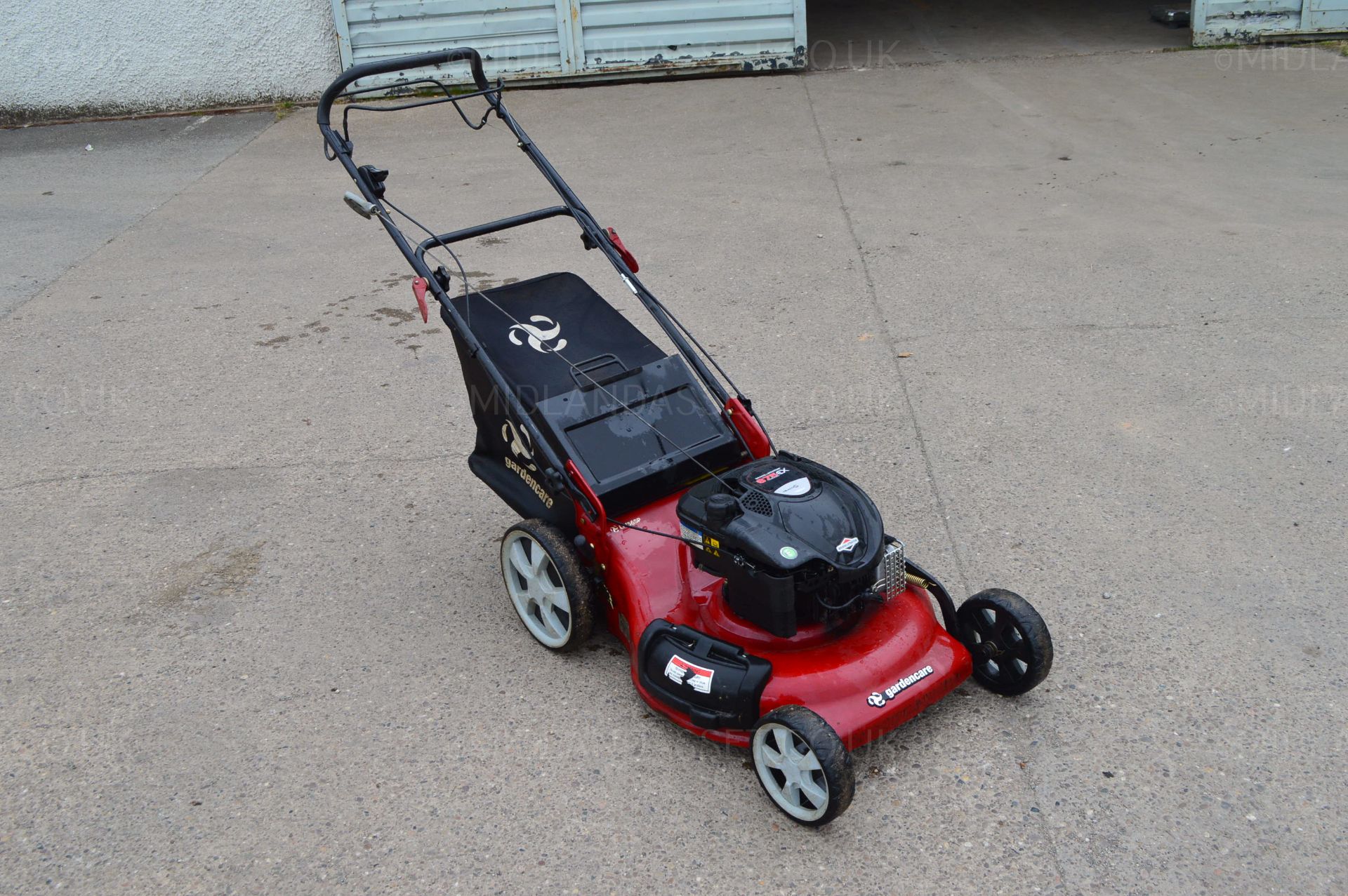 GARDENCARE SELF PROPELLED LAWN MOWER *NO VAT*