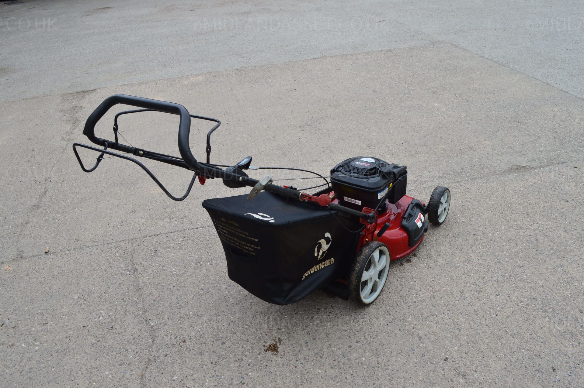 GARDENCARE SELF PROPELLED LAWN MOWER *NO VAT* - Image 4 of 7