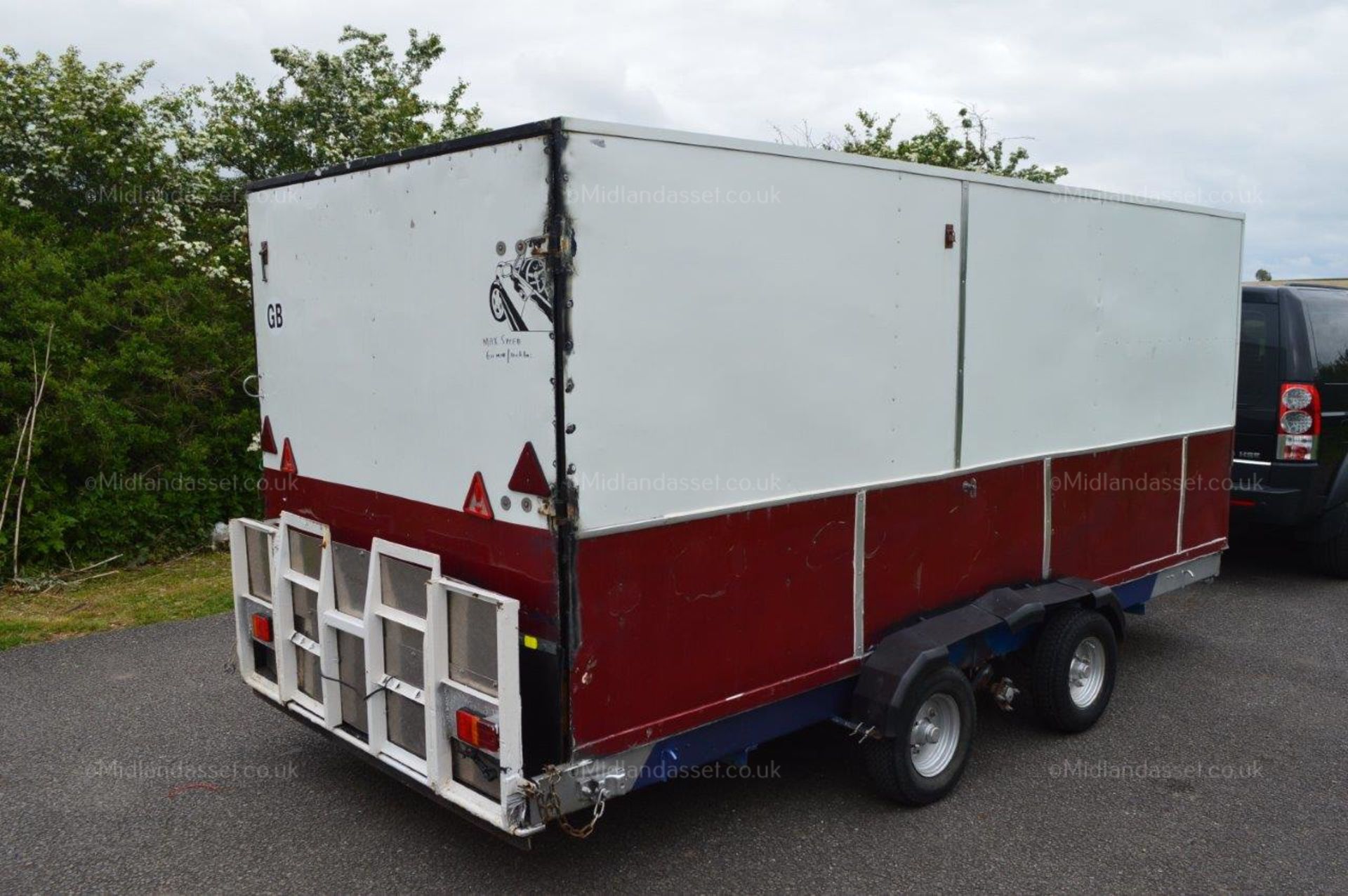 2 TONNE 2/3 AXLE 14 FOOT BOX TRAILER *NO VAT* - Image 2 of 12