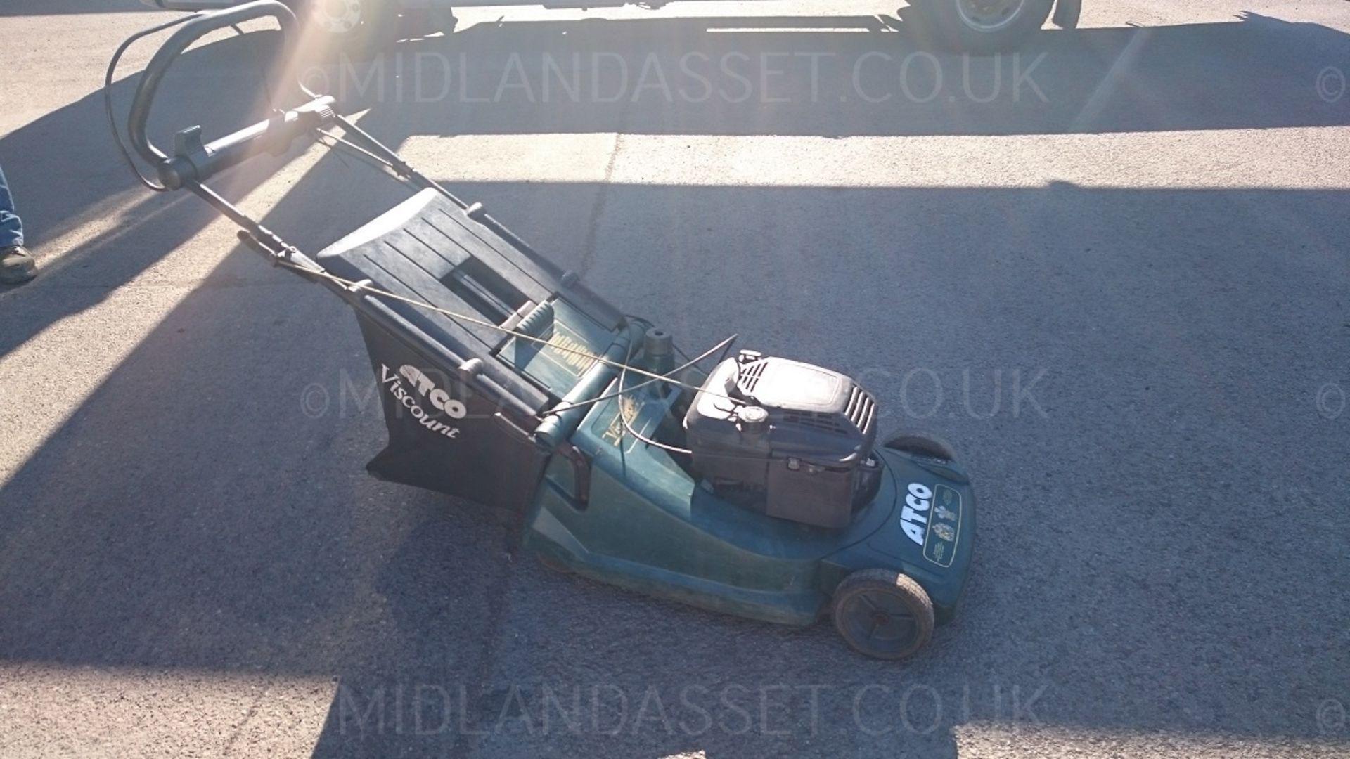 ATCO VISCOUNT SELF PROPELLED LAWN MOWER *NO VAT*