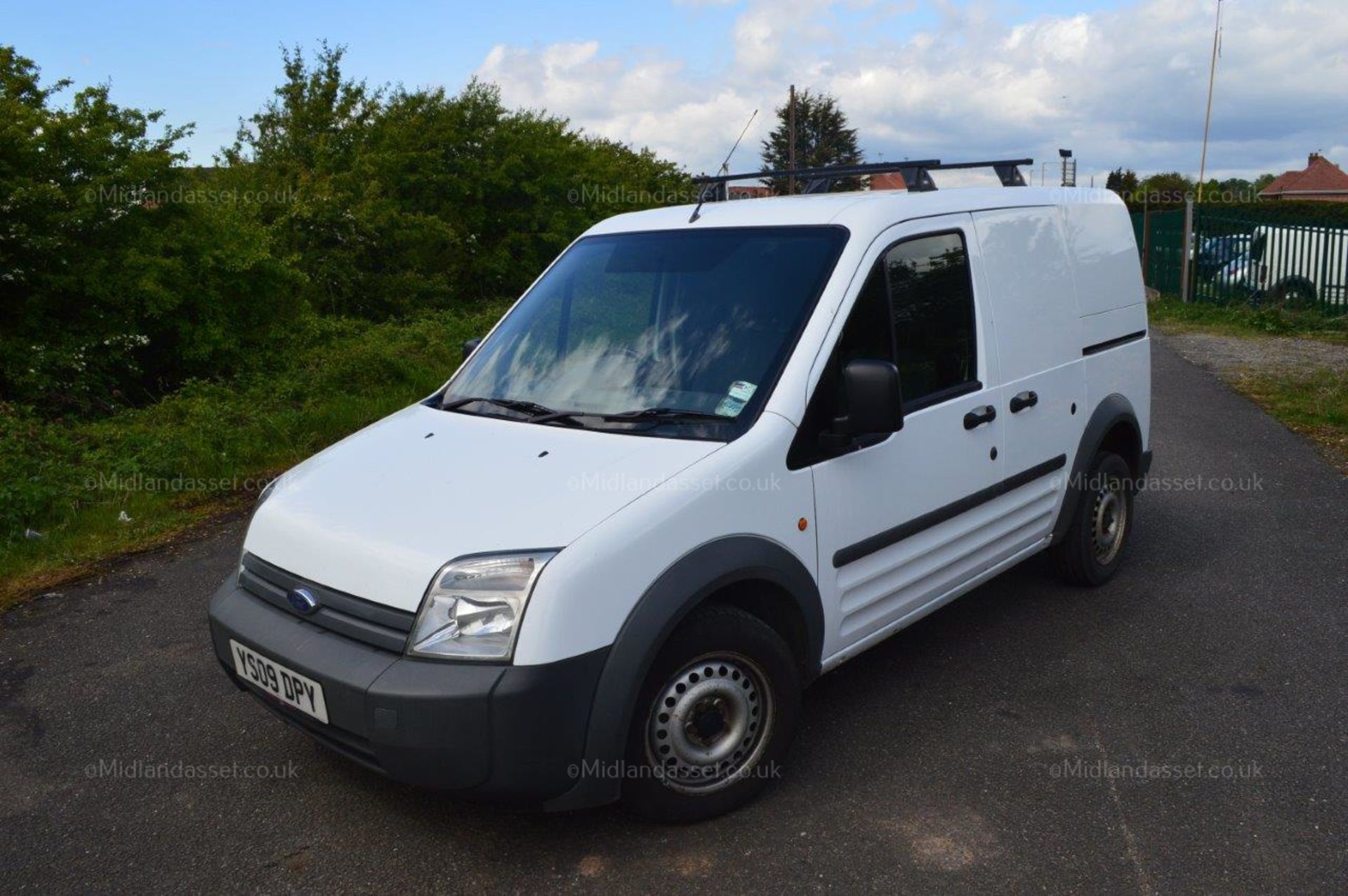 CLEAN 2009/09 REG FORD TRANSIT CONNECT T200 L75 SHOWING ONE OWNER FROM NEW *NO VAT* - Image 2 of 15